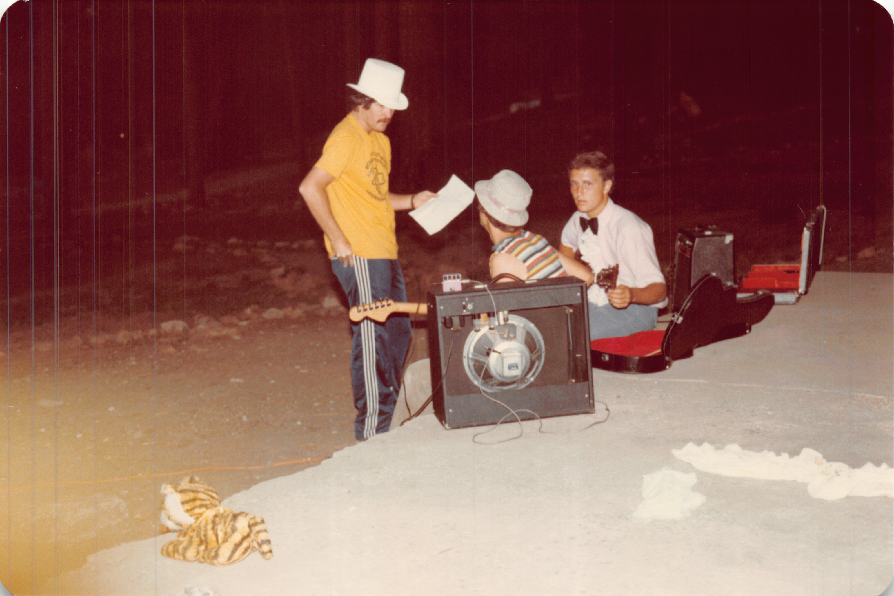 1983a_1046.jpg