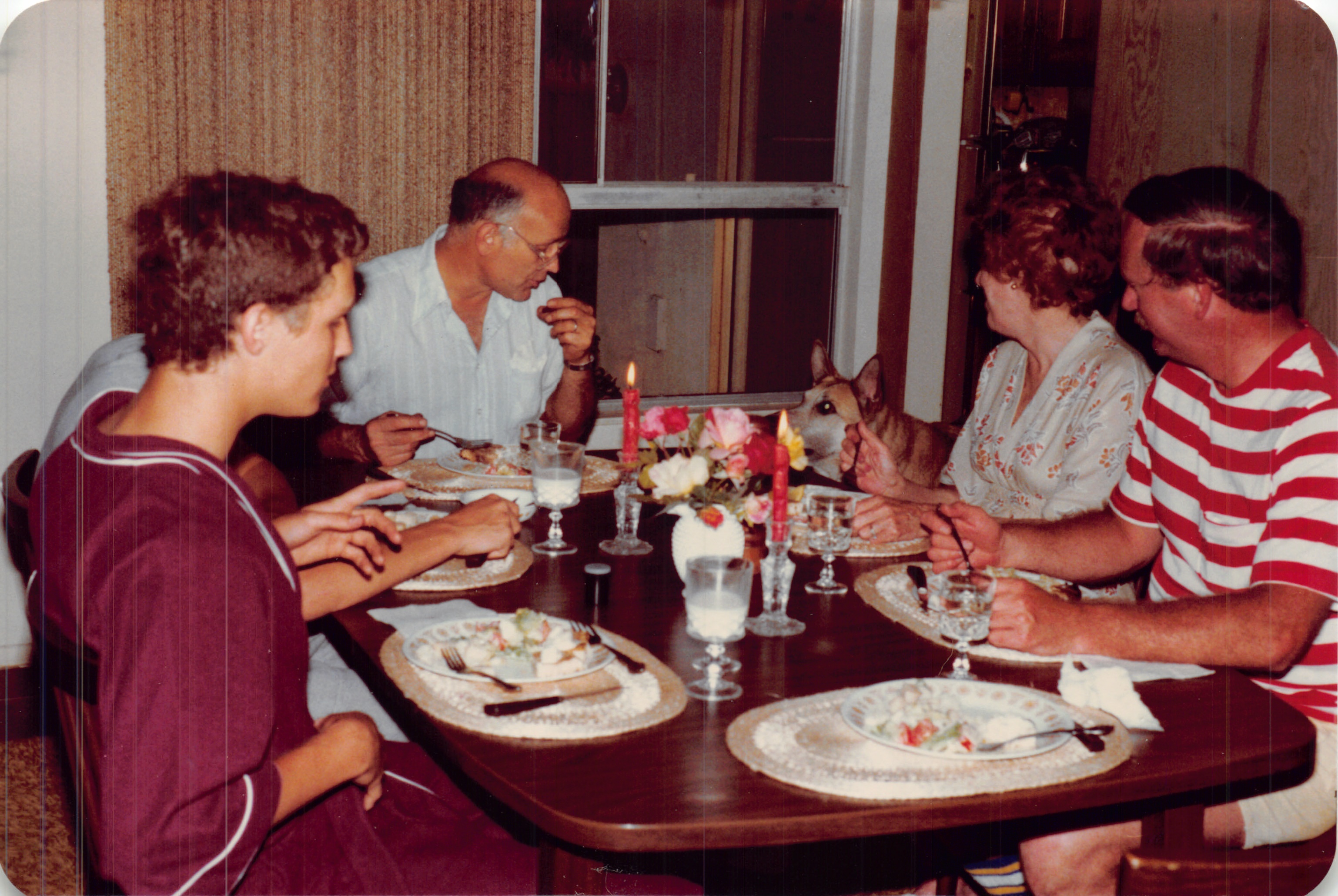 1983a_1072.jpg
