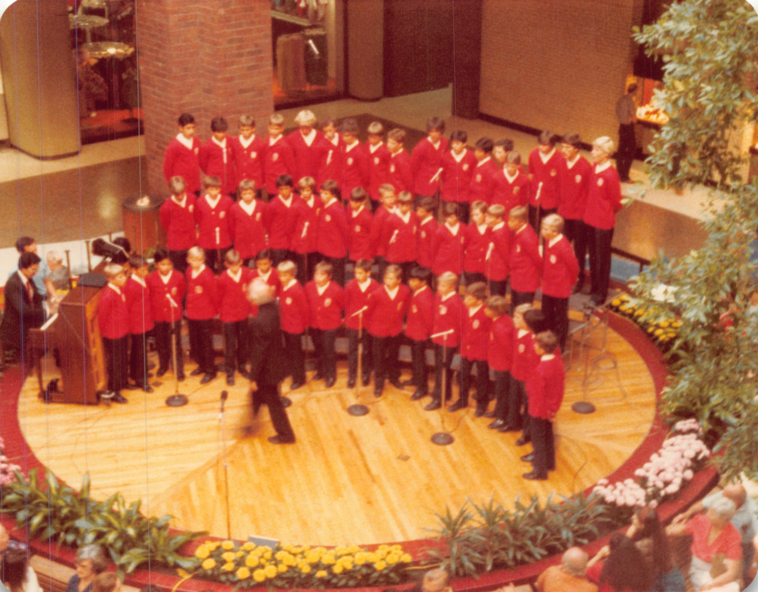 1983a_1098.jpg