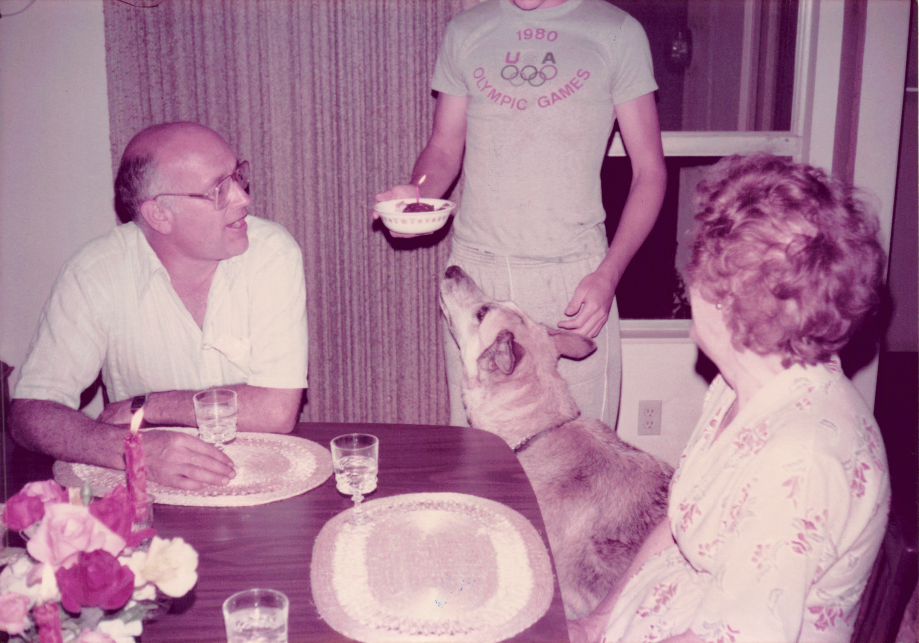 1983b_021.jpg