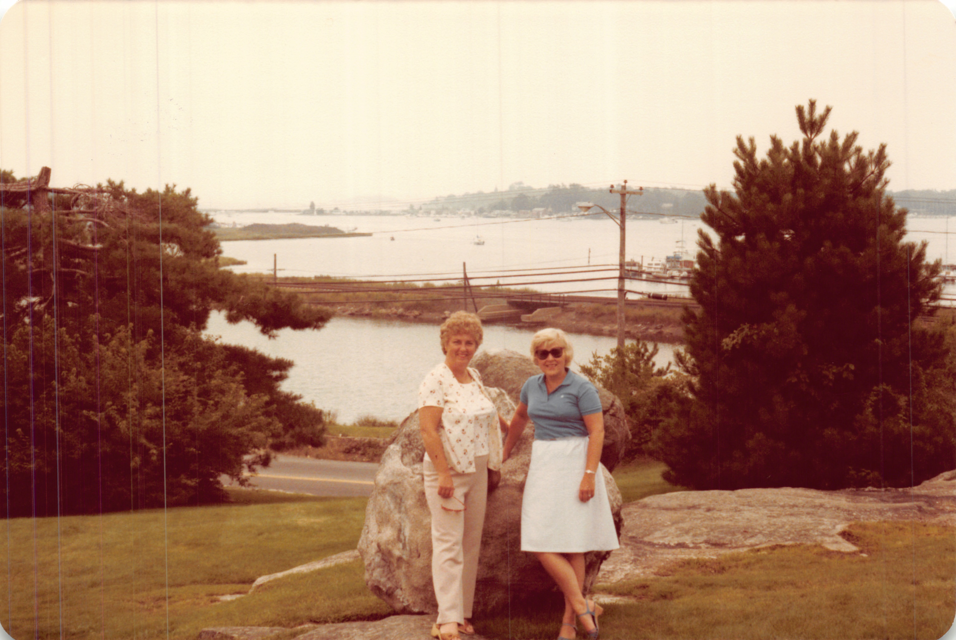 1983c_012.jpg