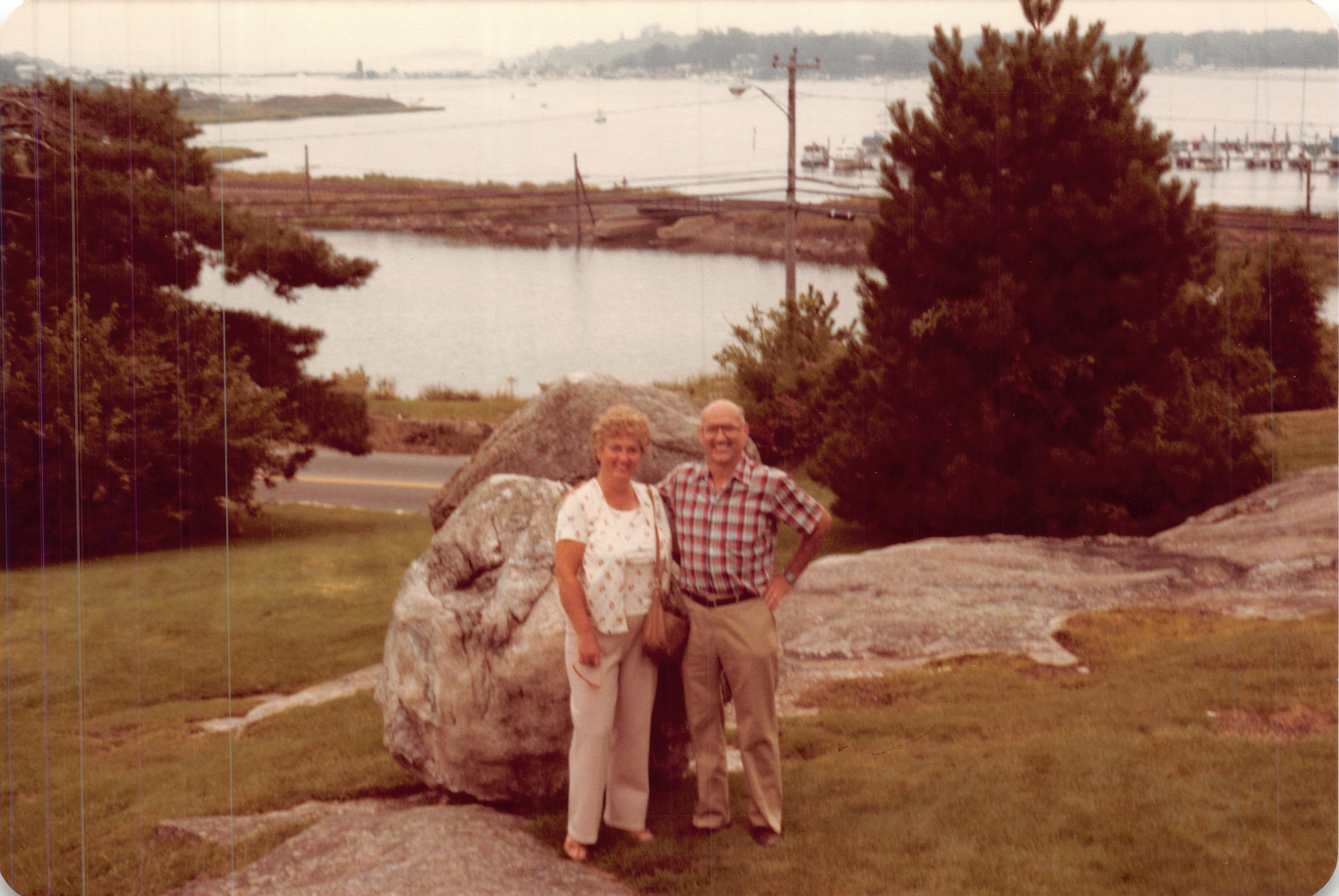1983c_013.jpg