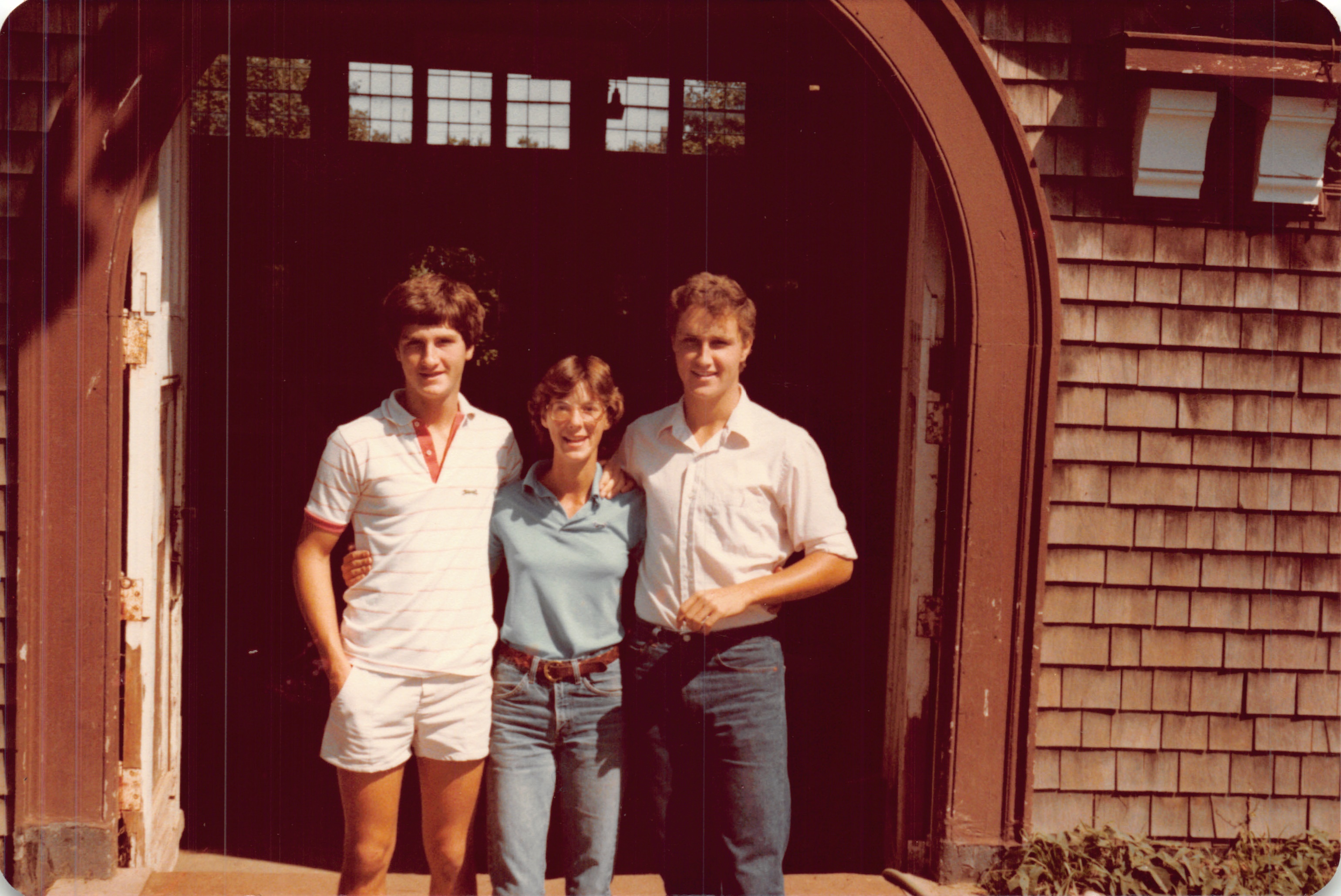 1983c_044.jpg