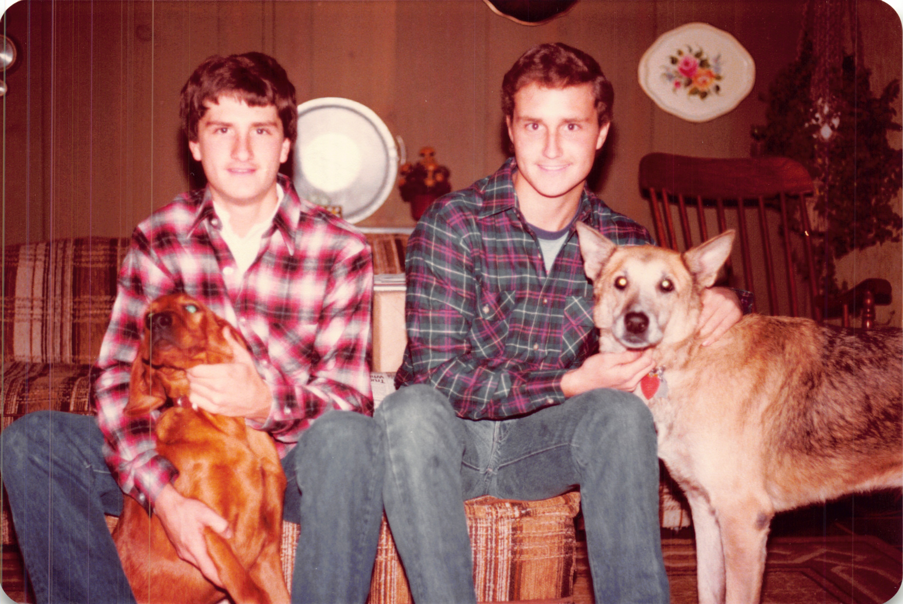 1983c_136.jpg
