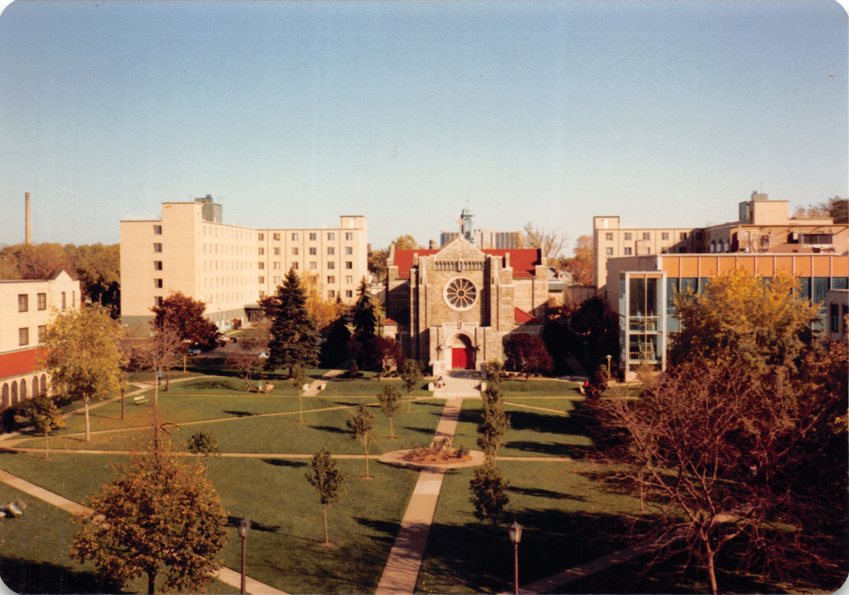 1984_290_107.jpg