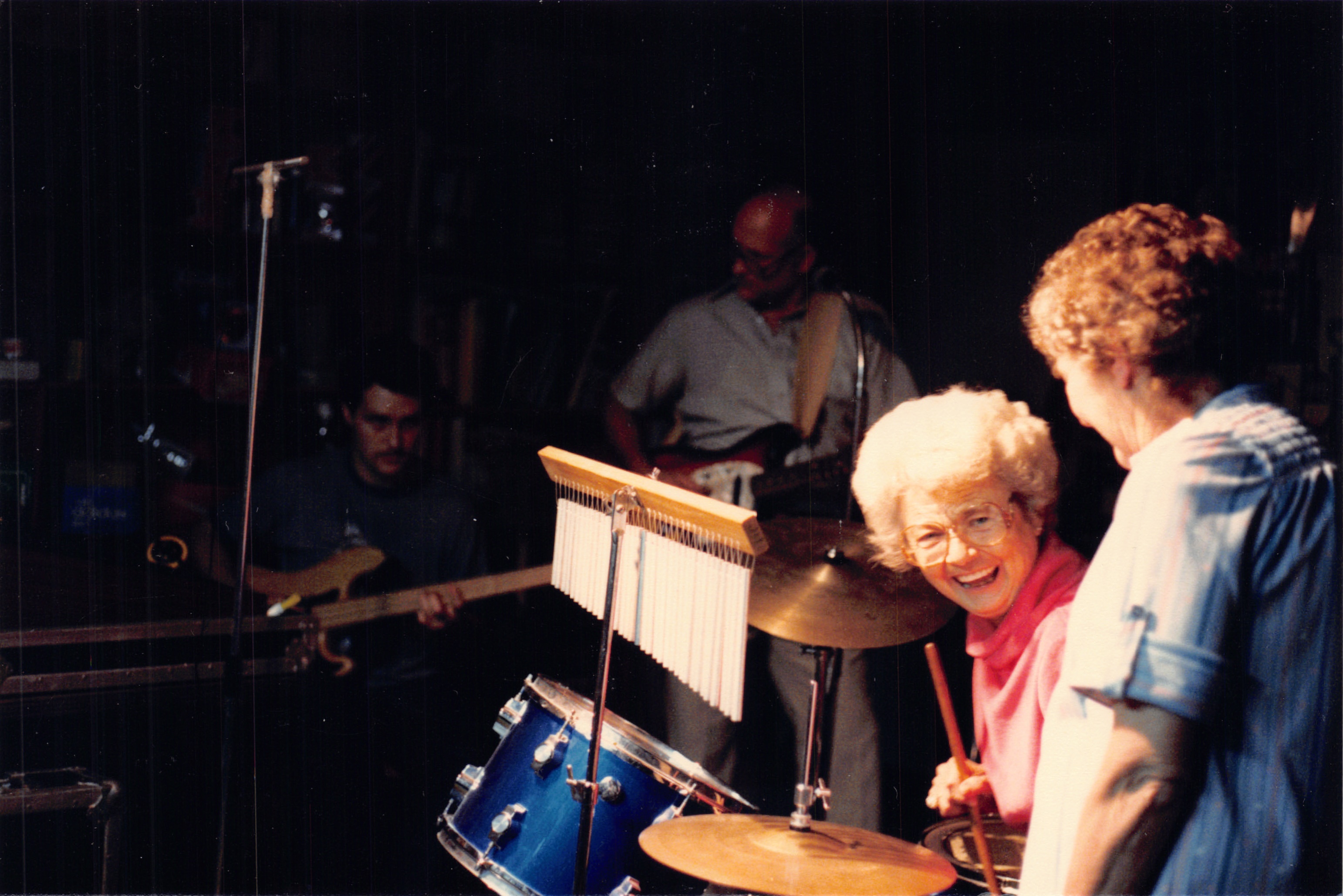 1984_290_272.jpg