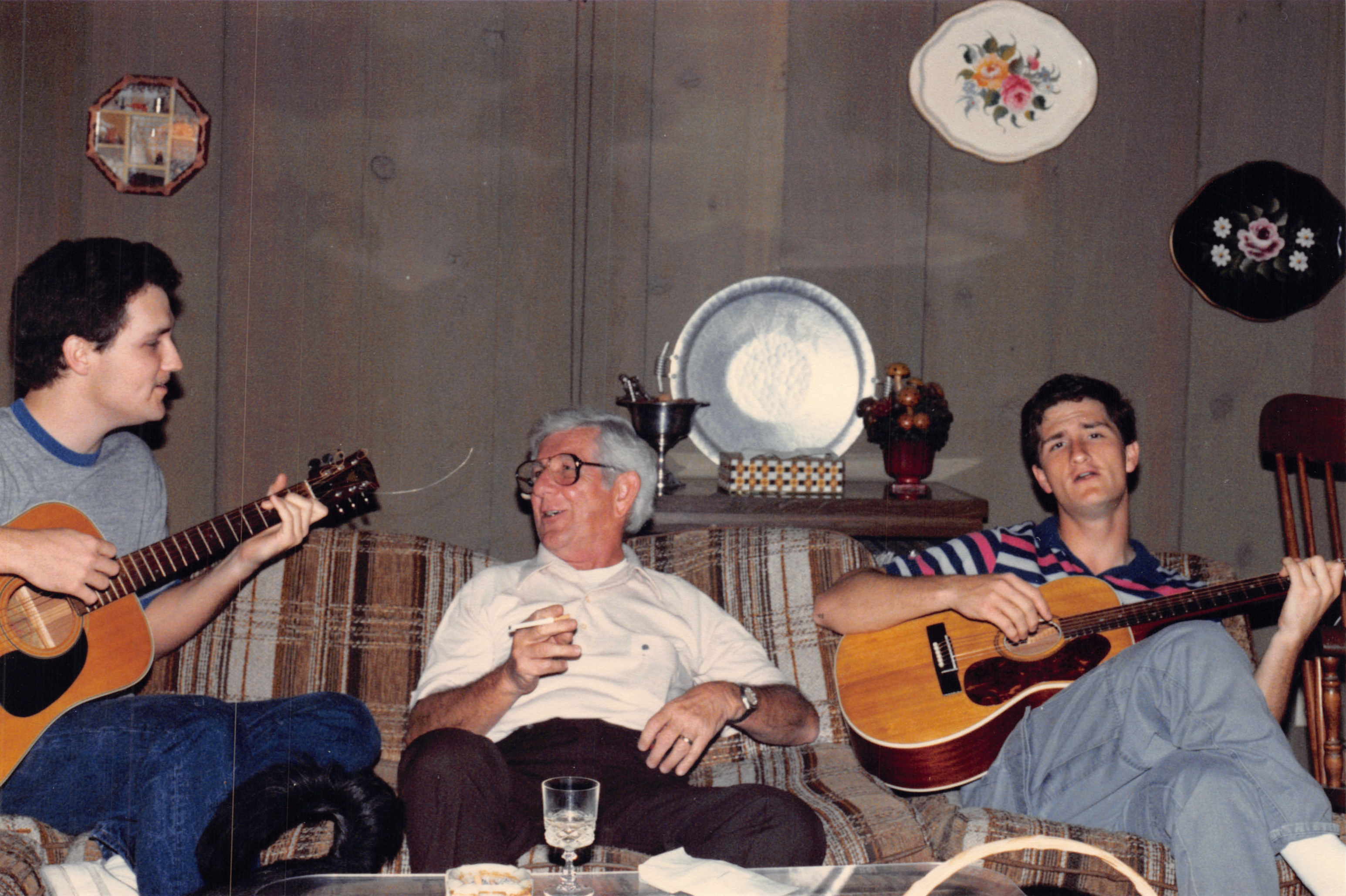 1984_290_274.jpg