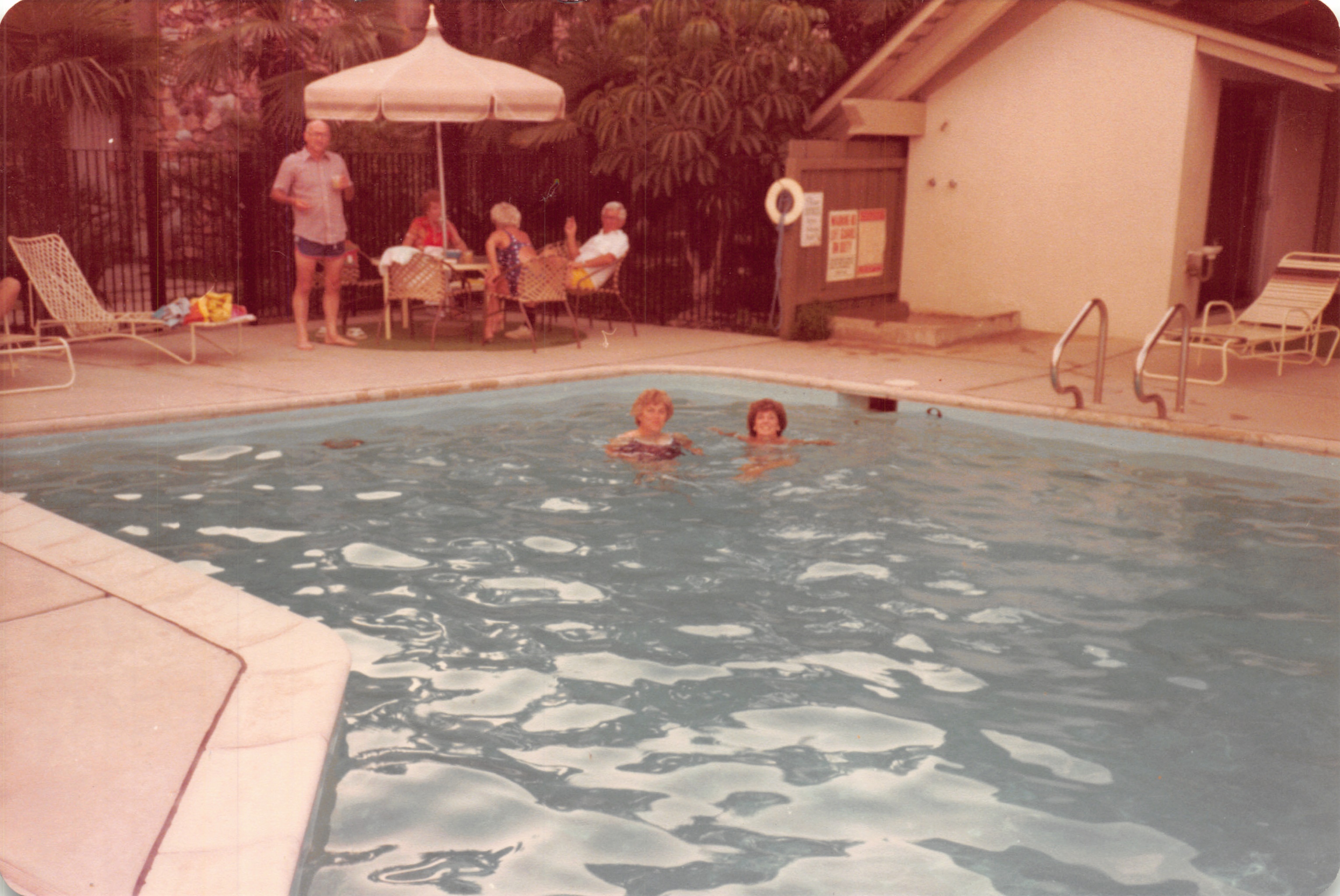 1984_290_279.jpg