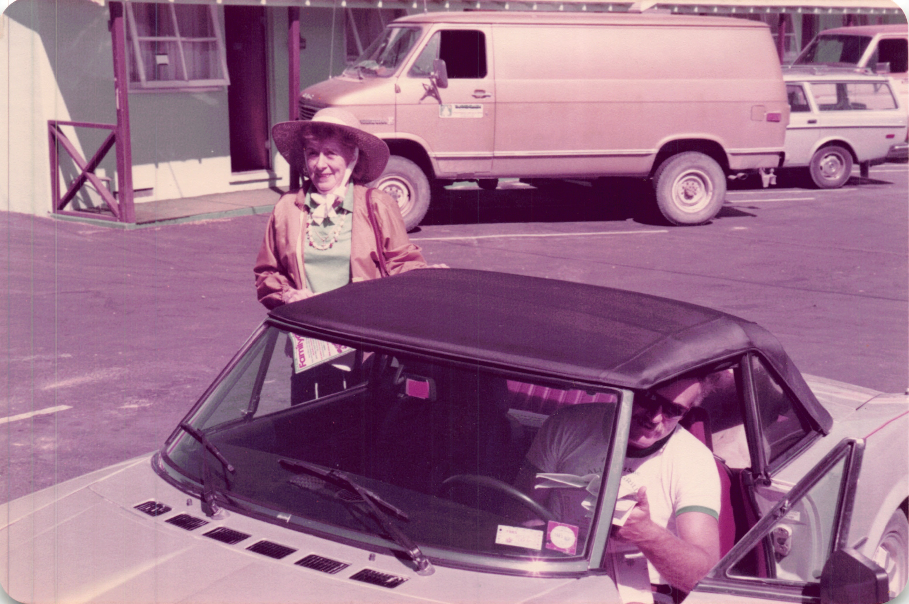 1984_328.jpg