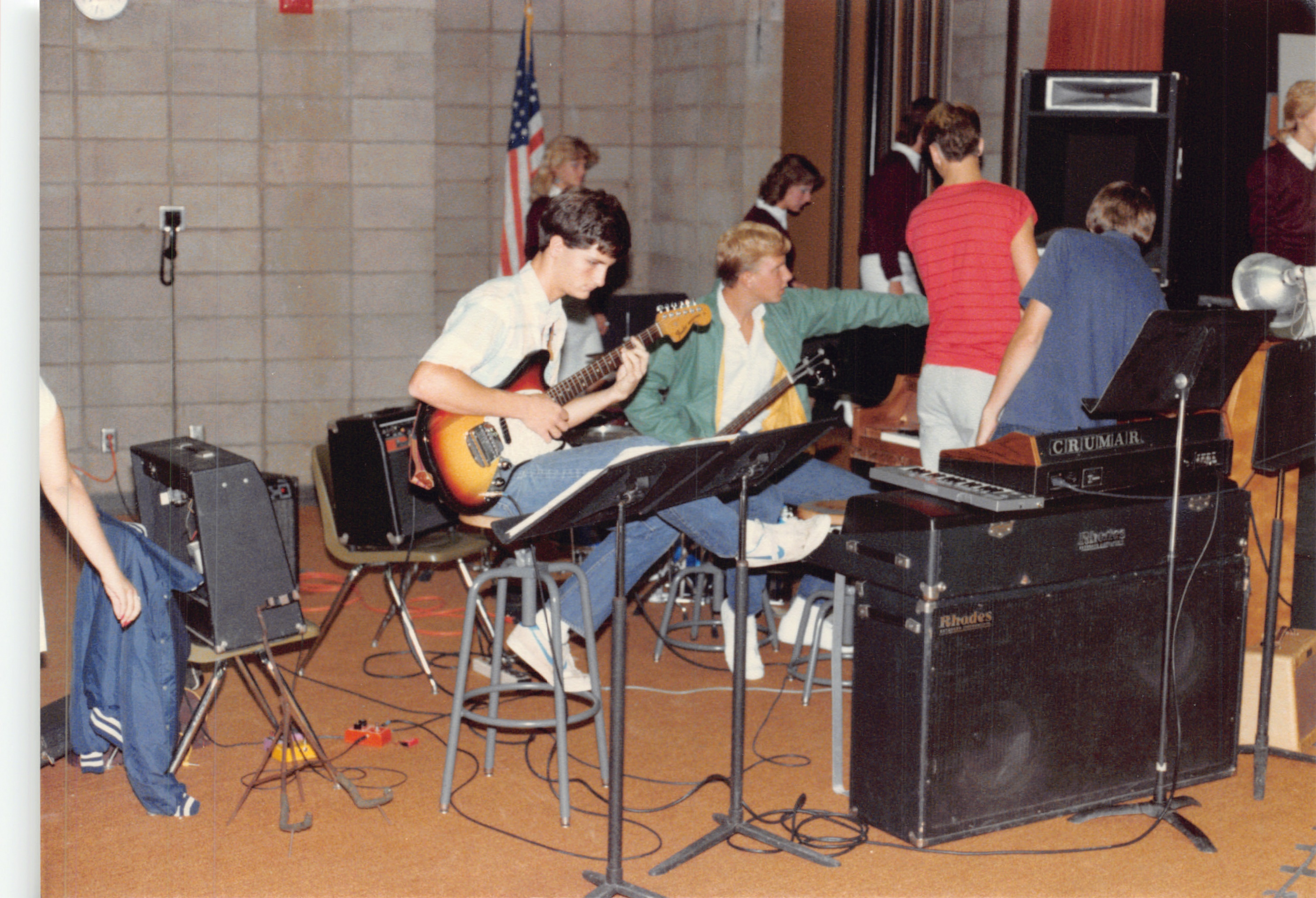 1984_332.jpg