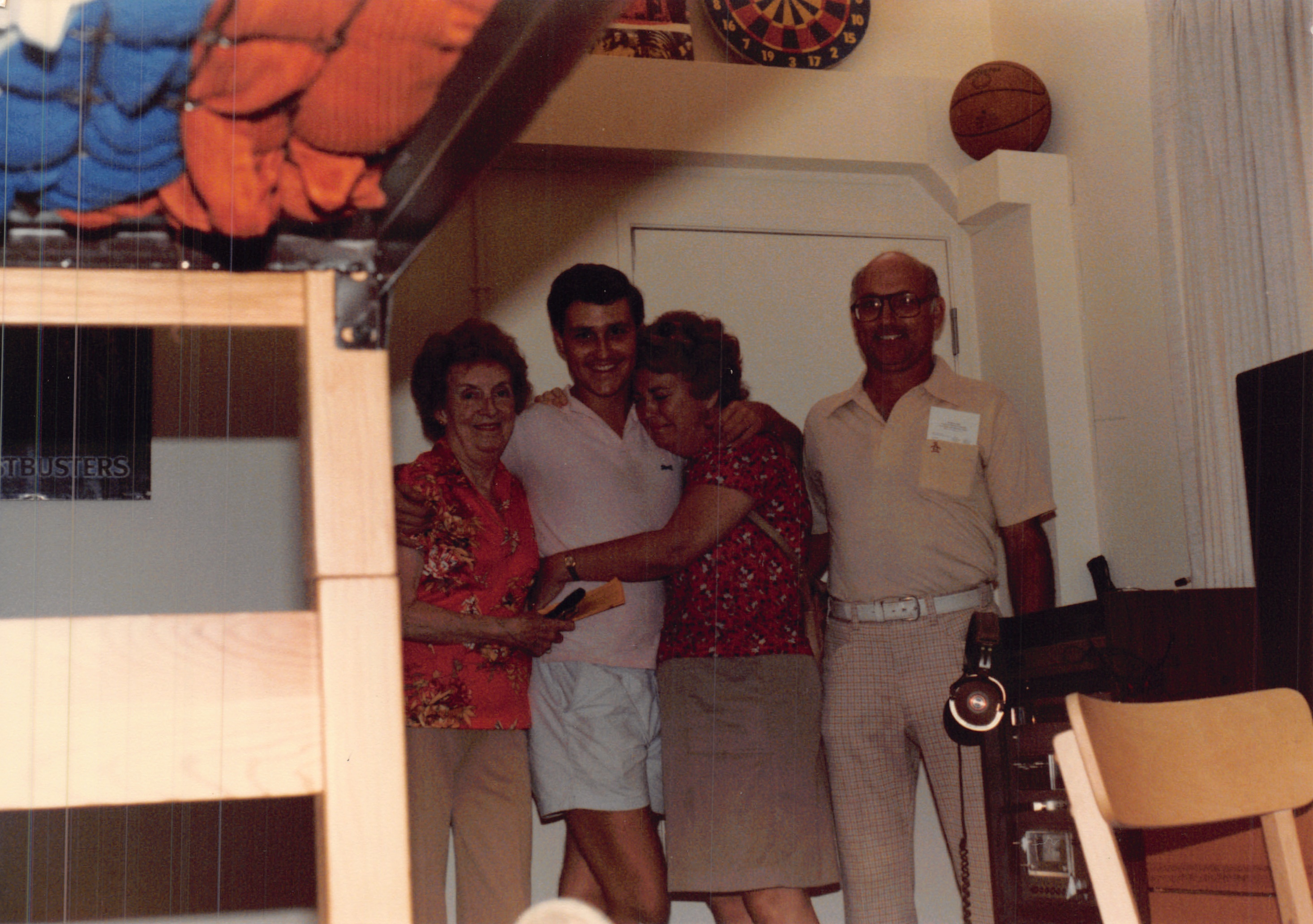 1984_405.jpg