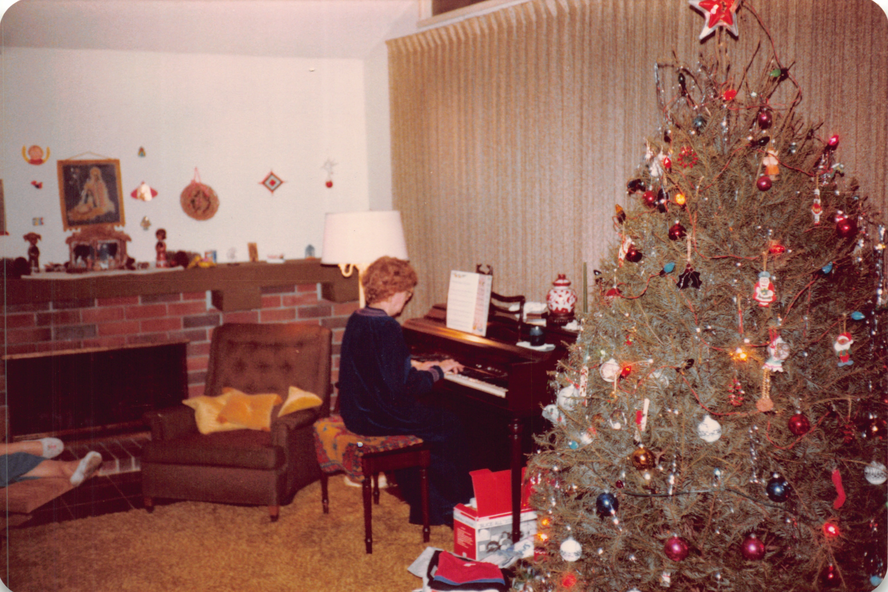 1984_494f.jpg