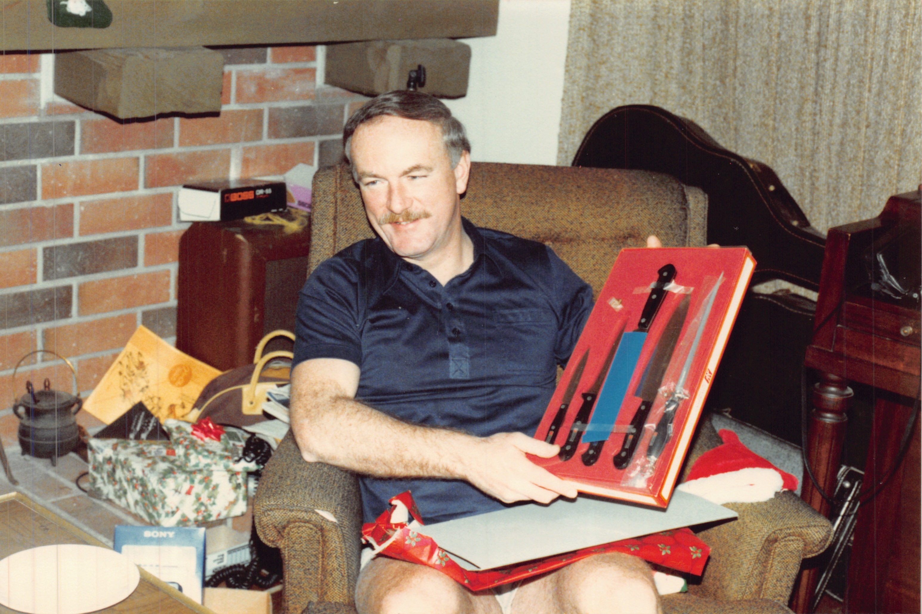 1984_498.jpg