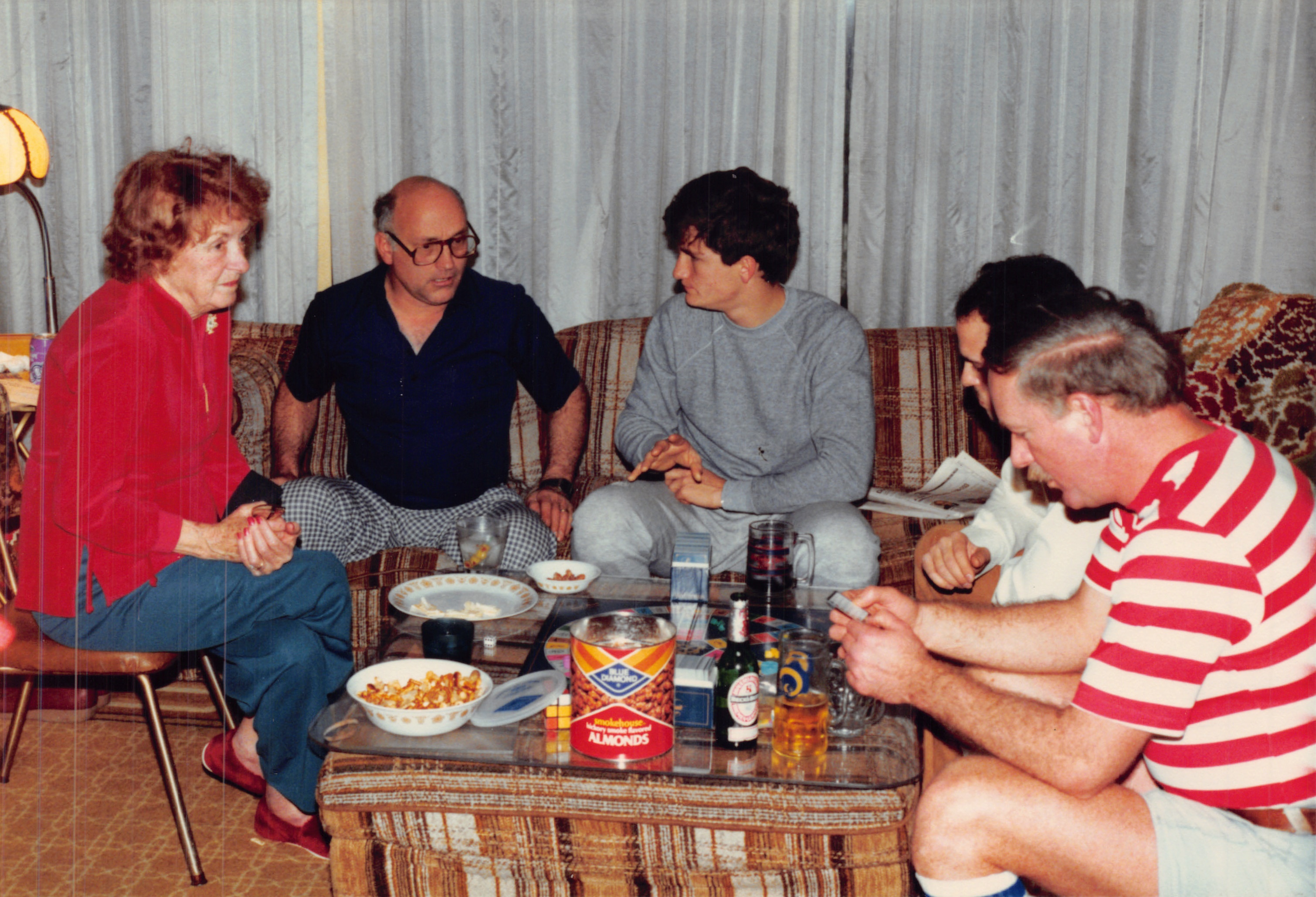 1984_526.jpg