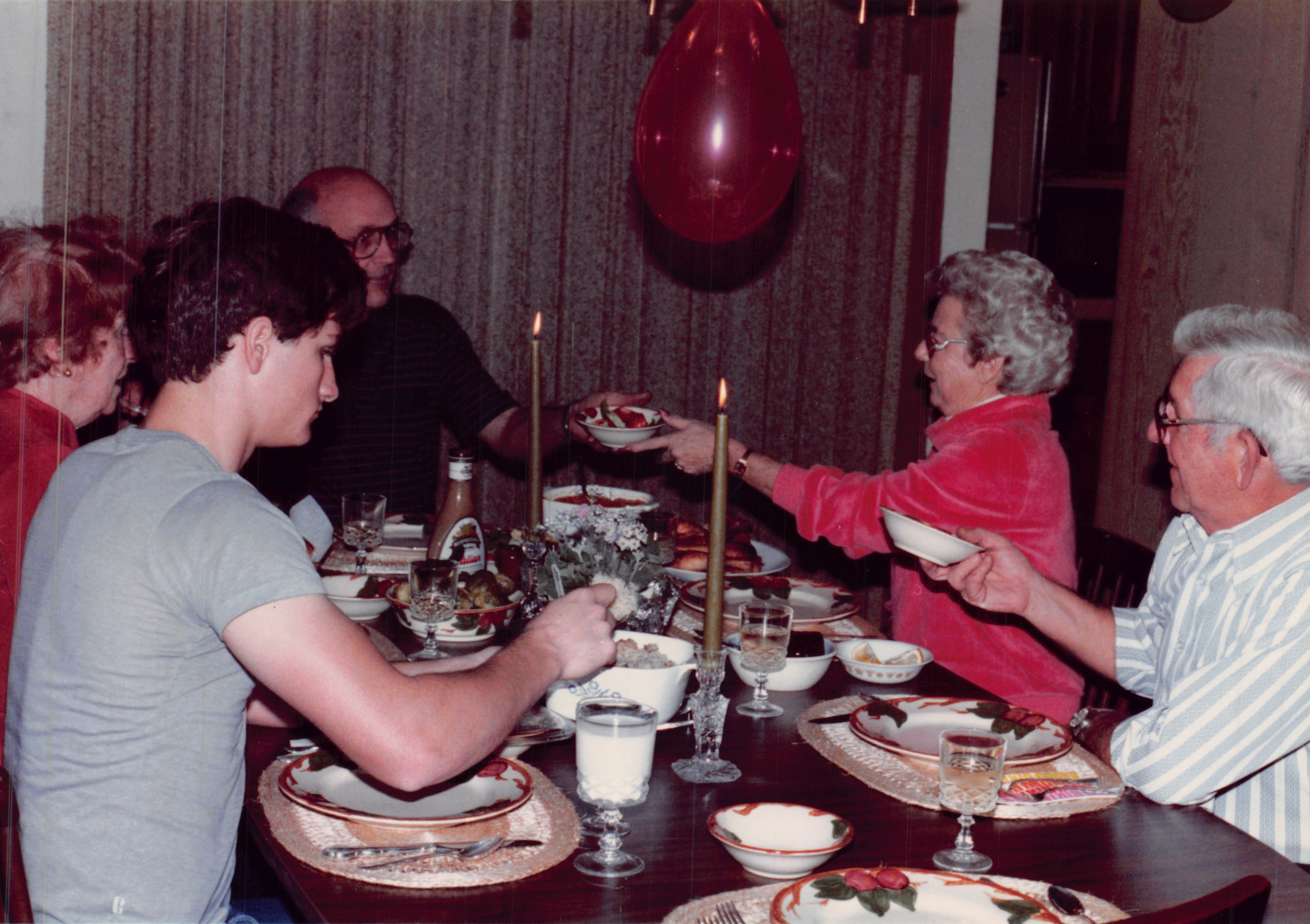 1985a_551.jpg