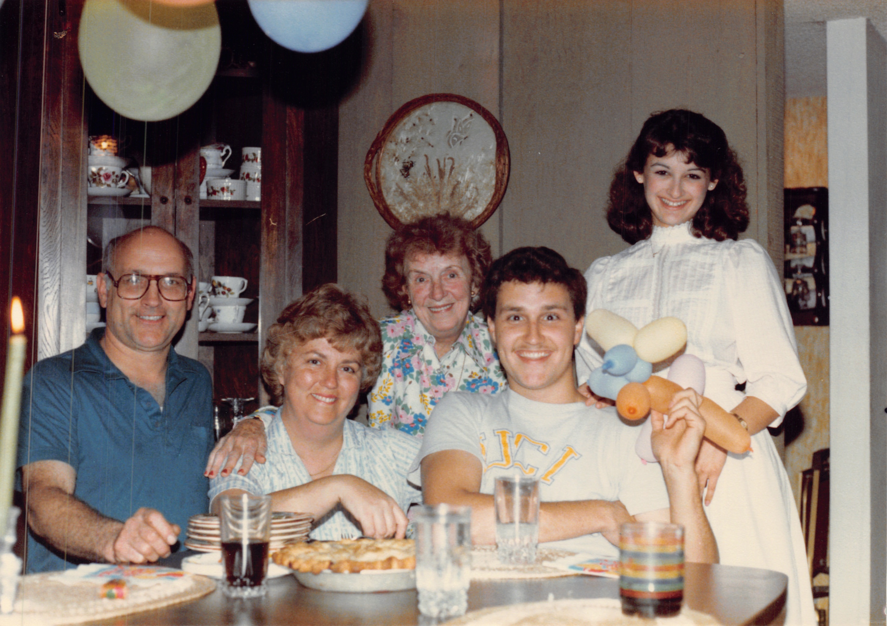 1985a_575.jpg