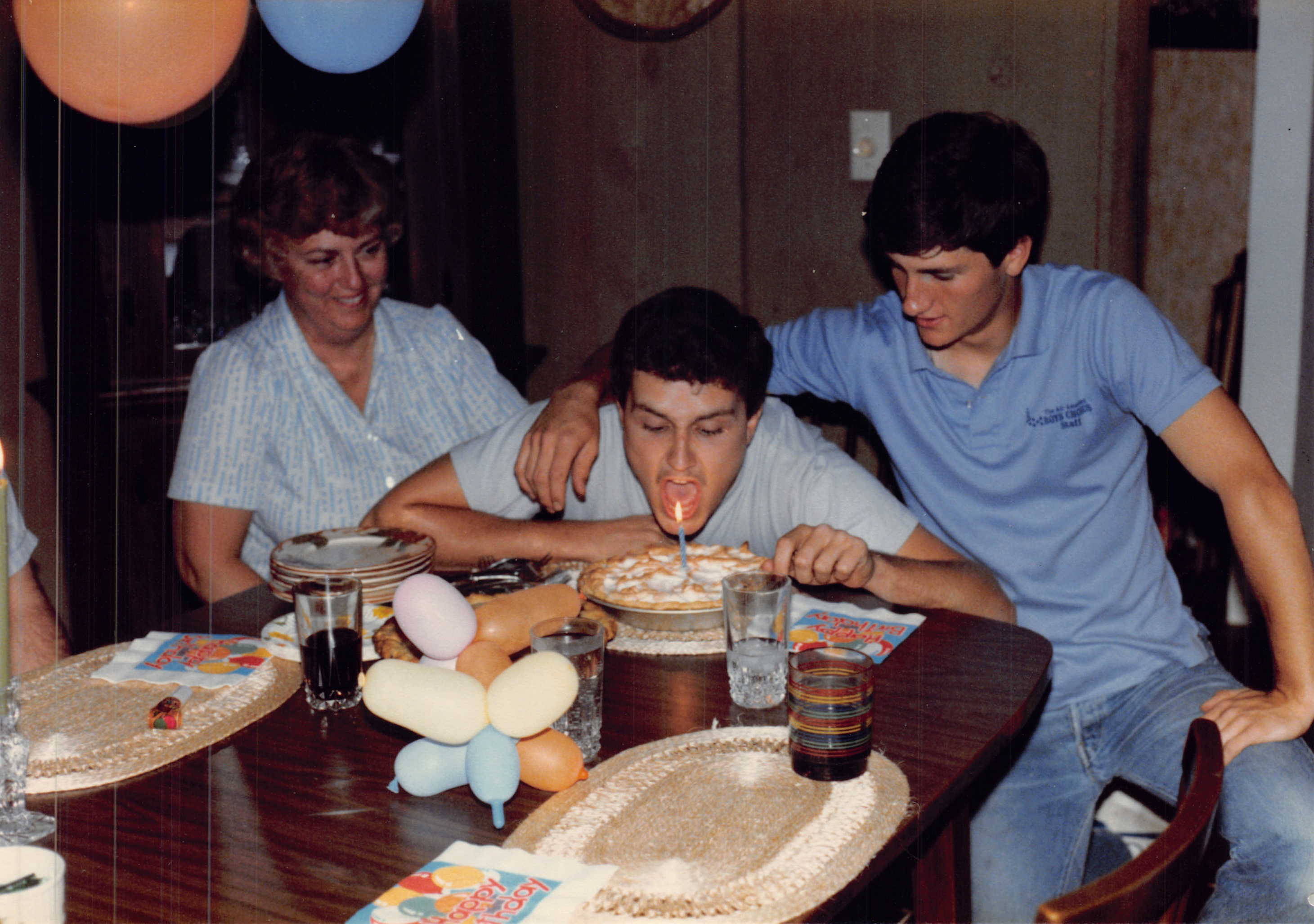1985a_581.jpg