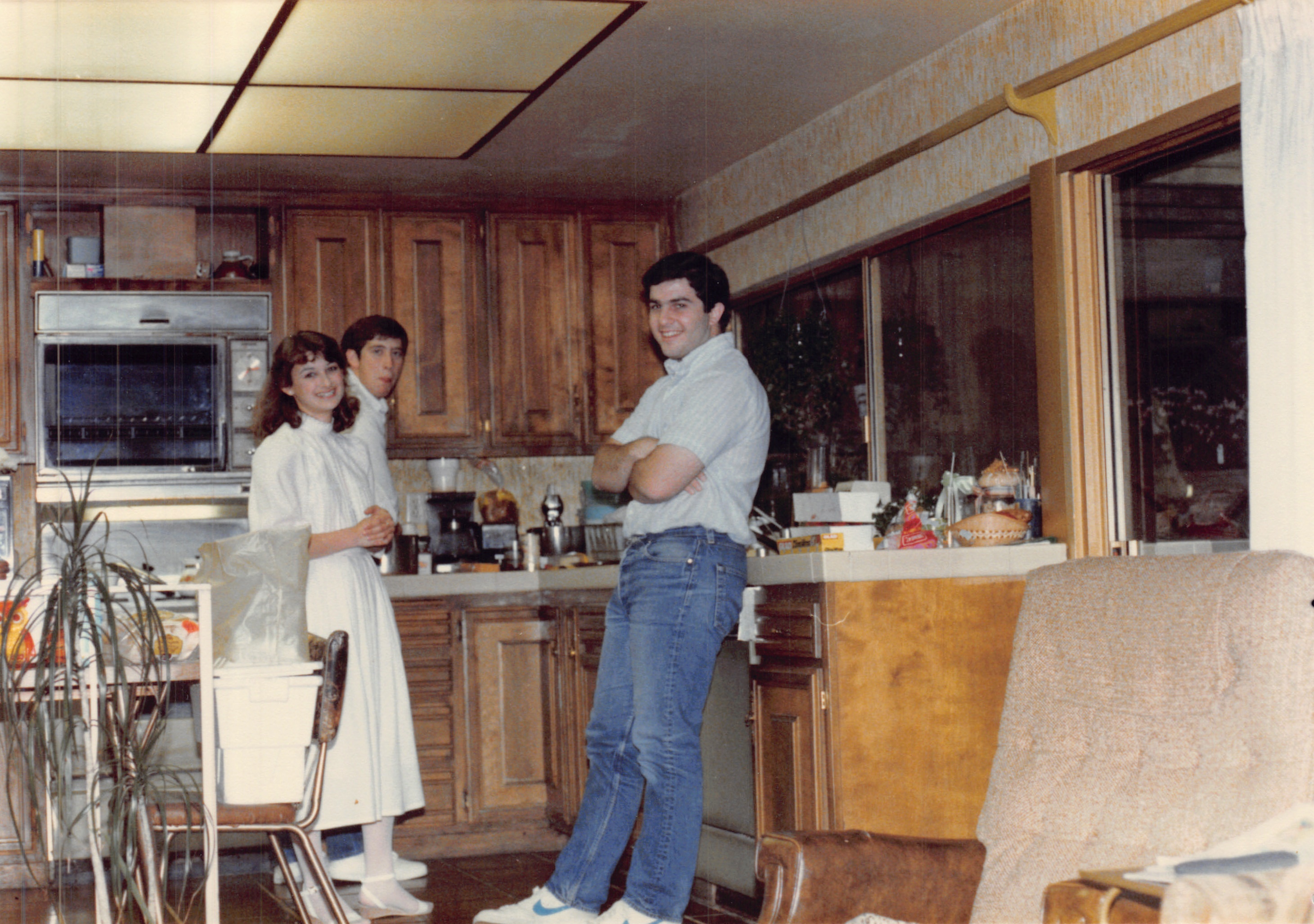 1985a_588.jpg