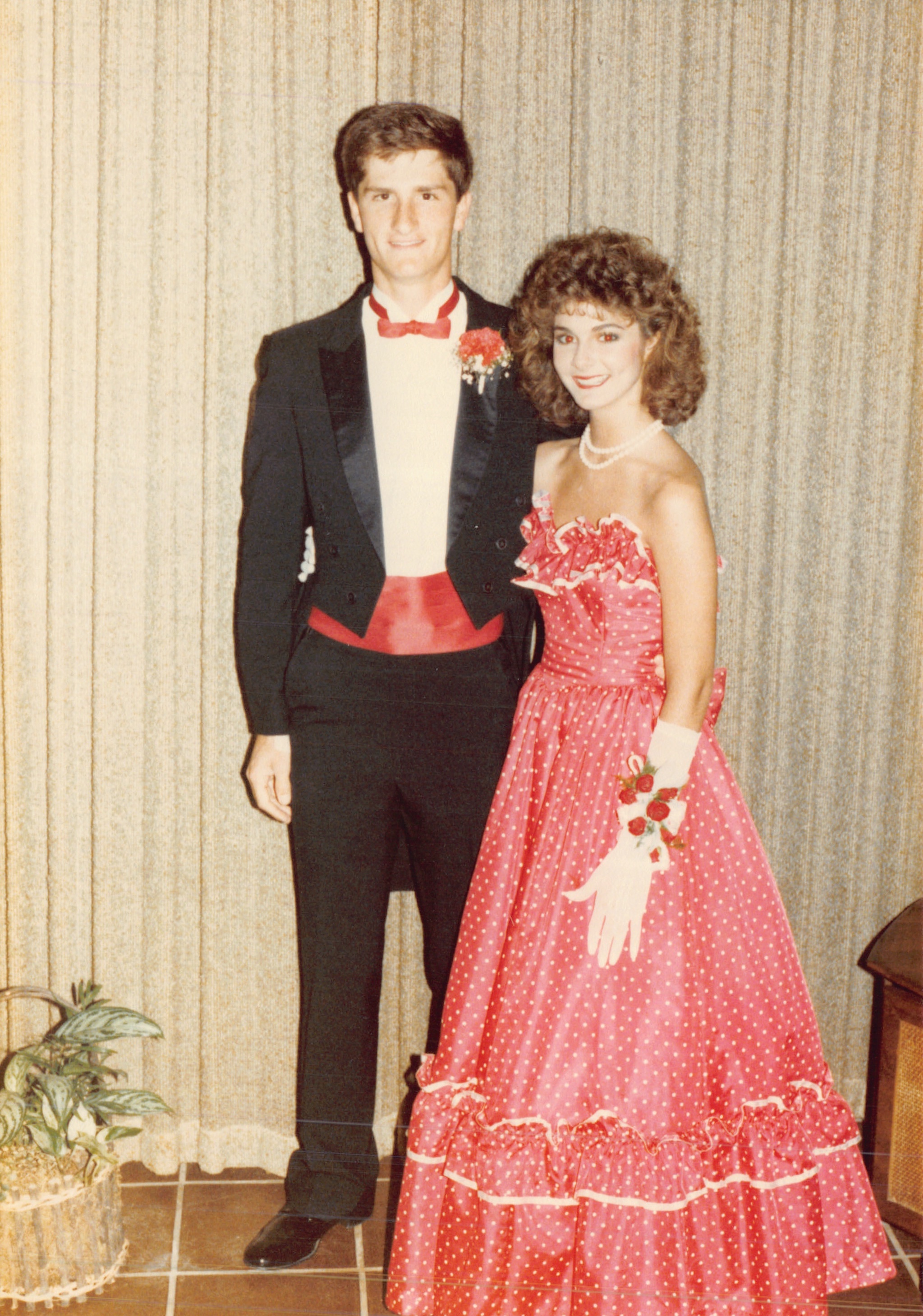 1985a_622.jpg
