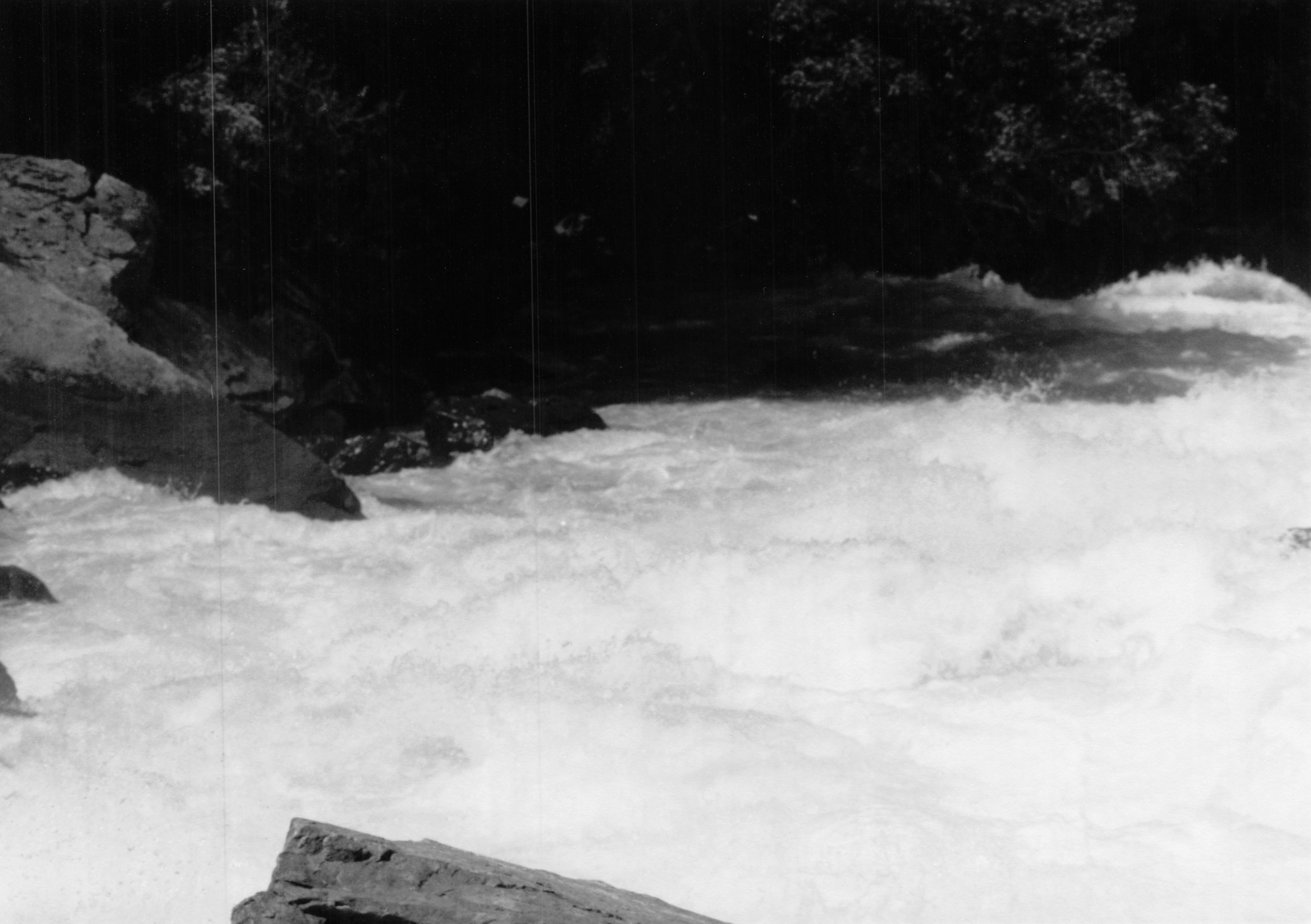 1985b_030.jpg