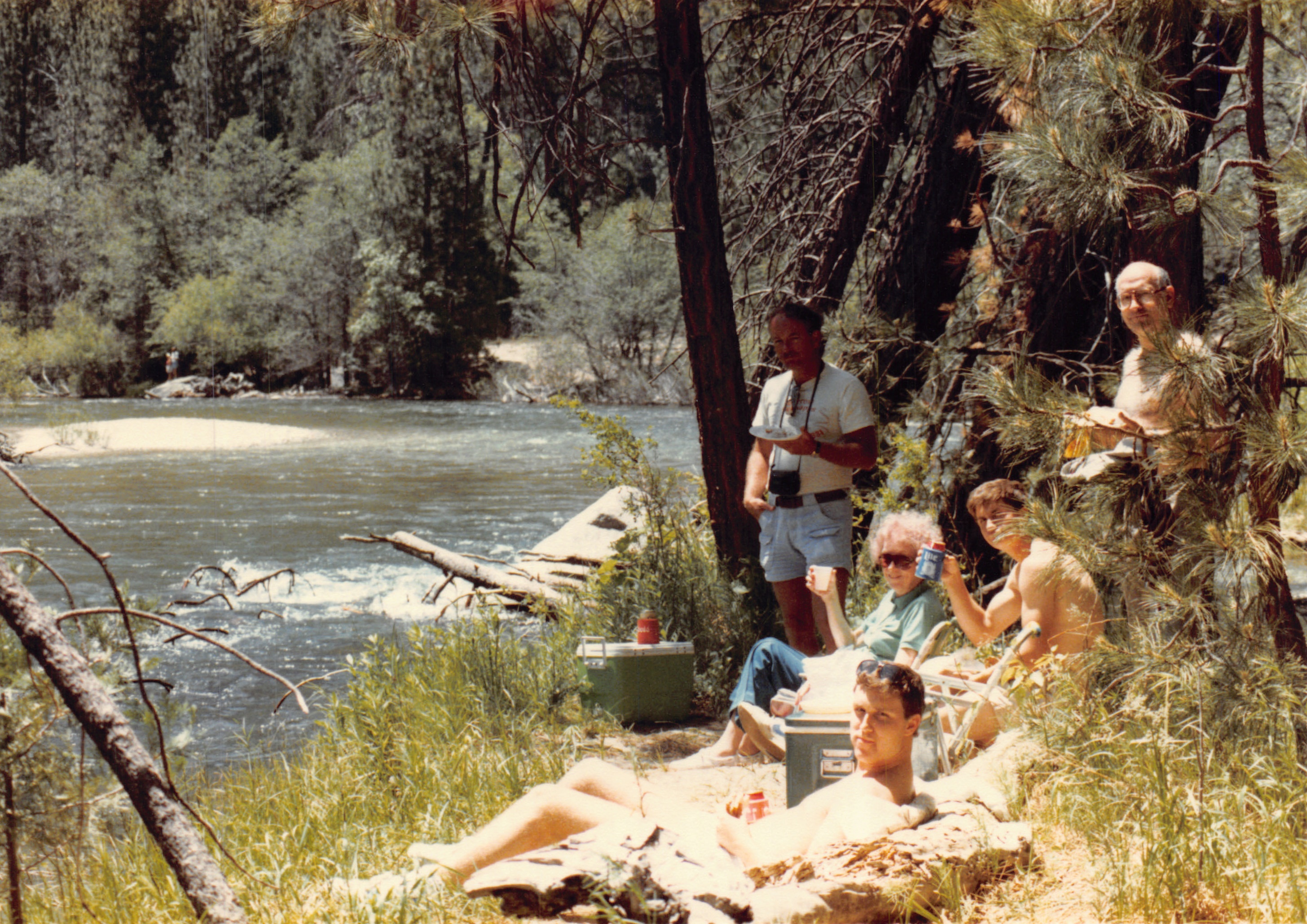 1985b_037.jpg