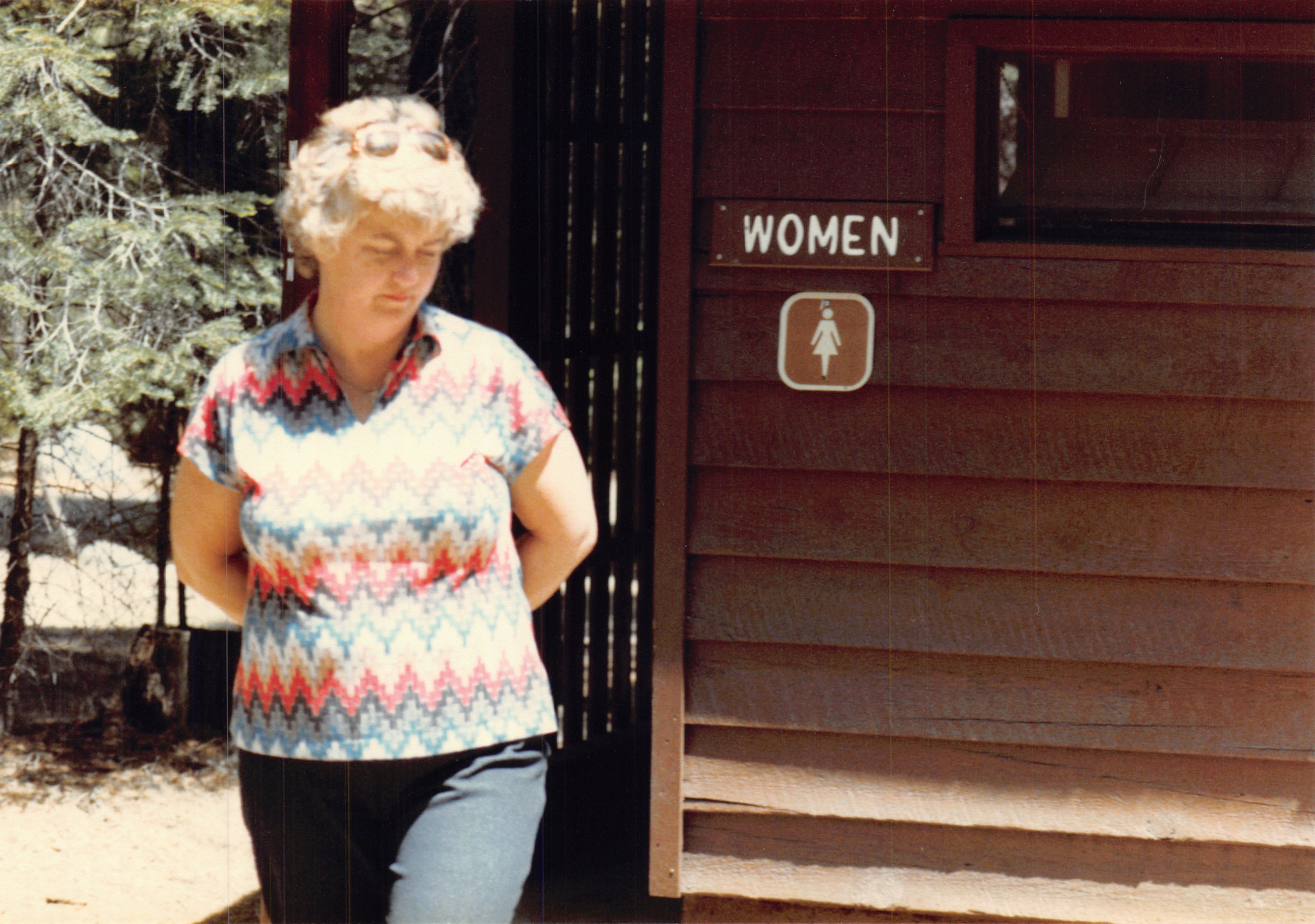 1985b_044.jpg