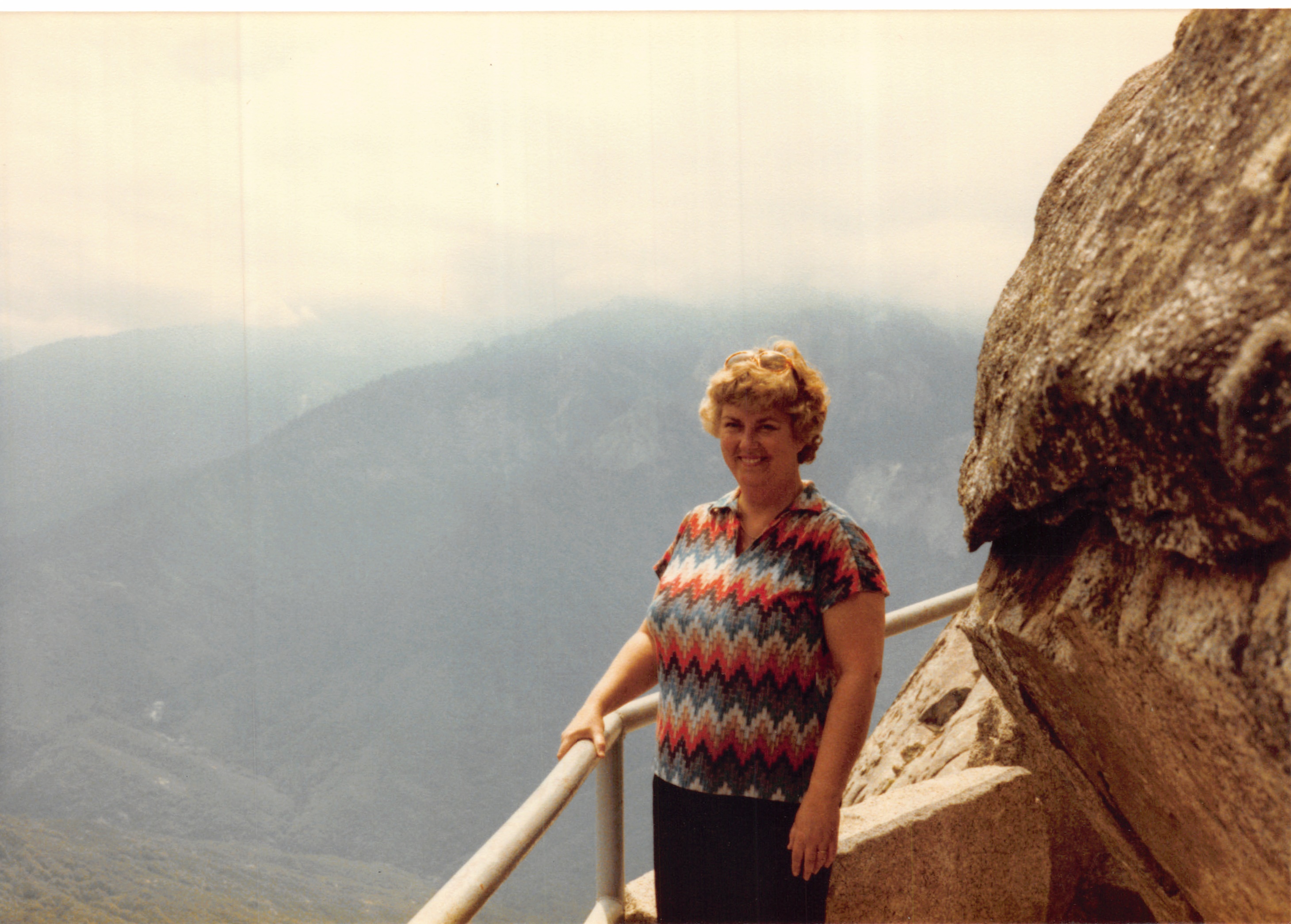 1985b_052.jpg