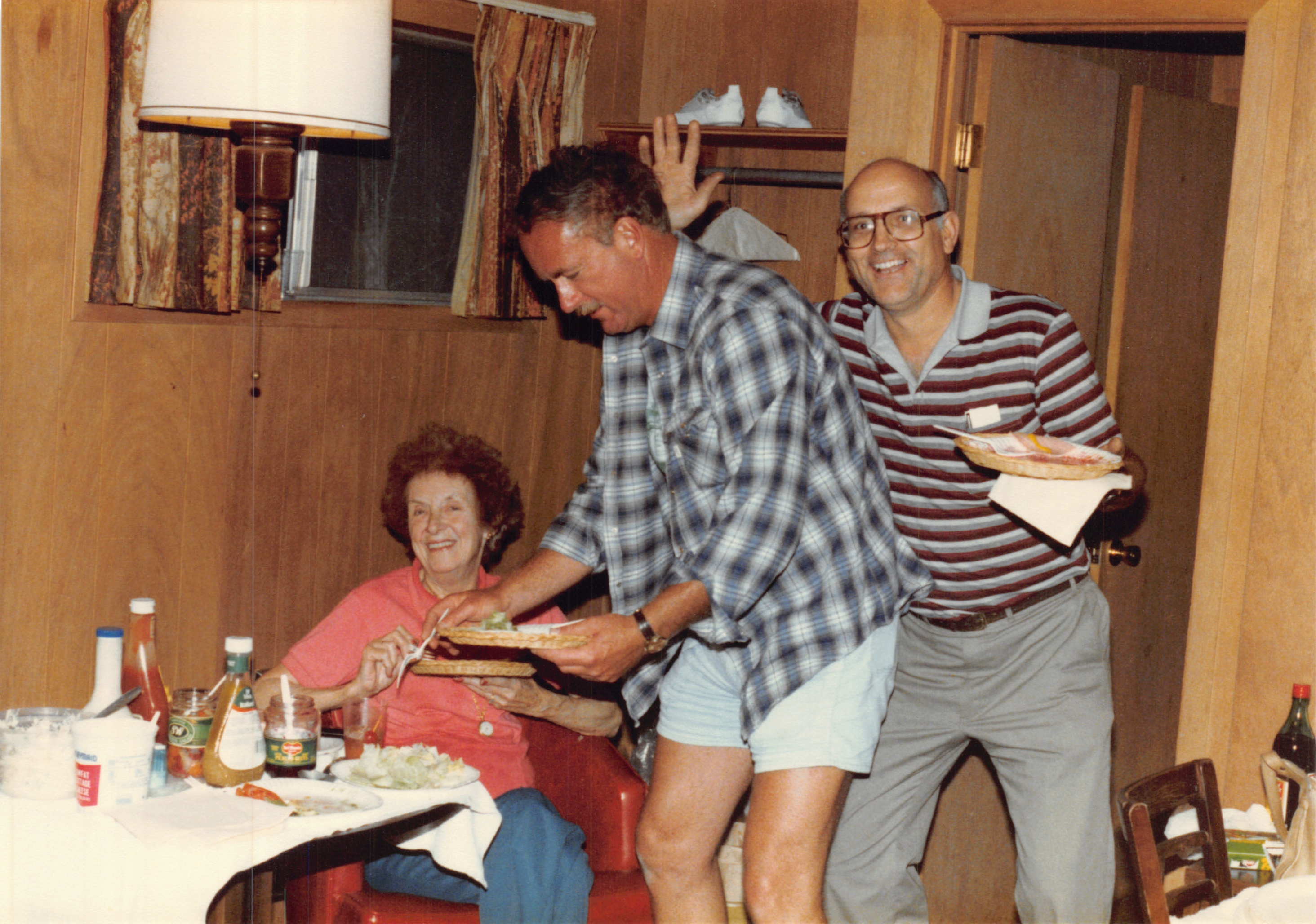 1985b_072.jpg