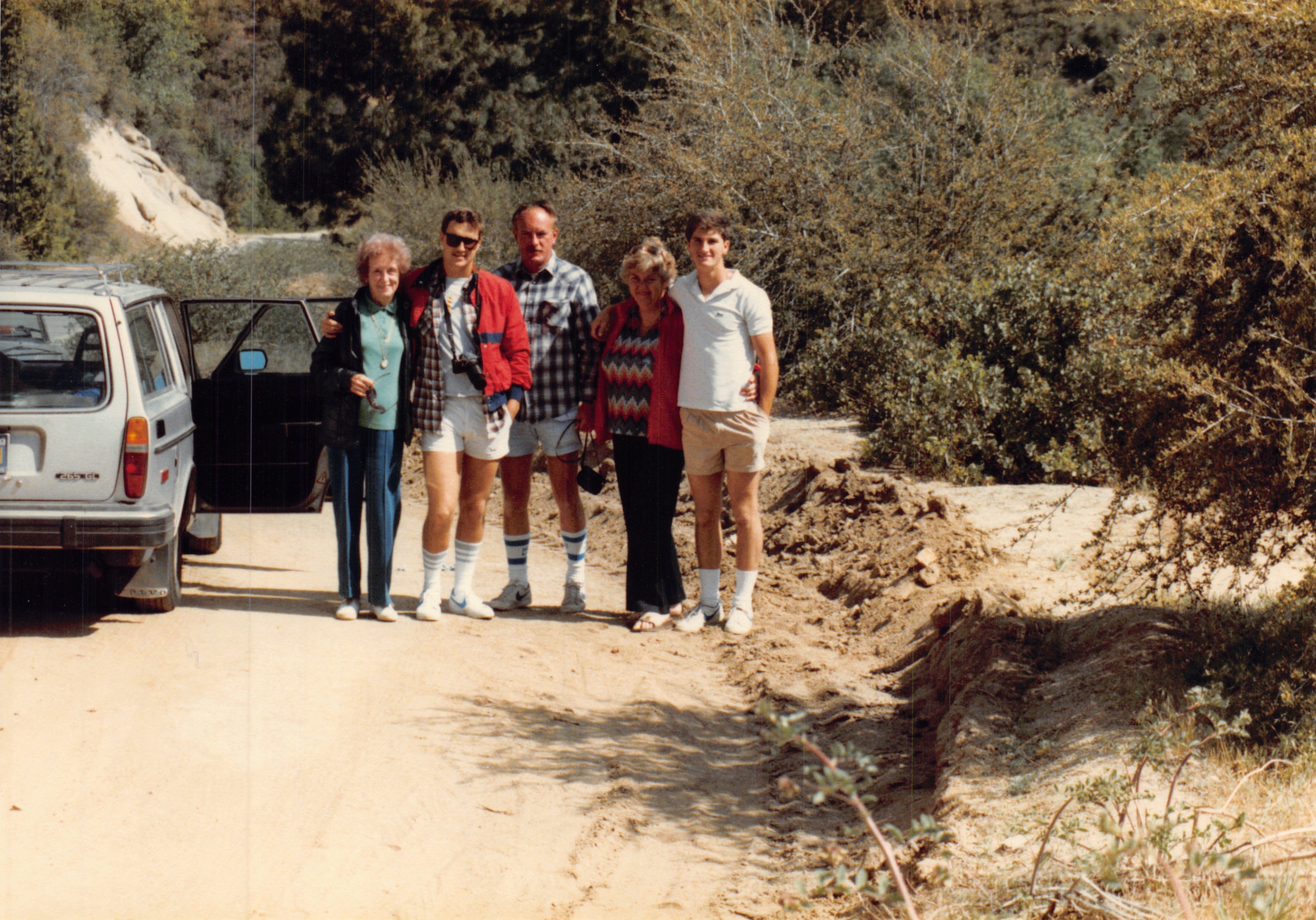 1985b_075.jpg