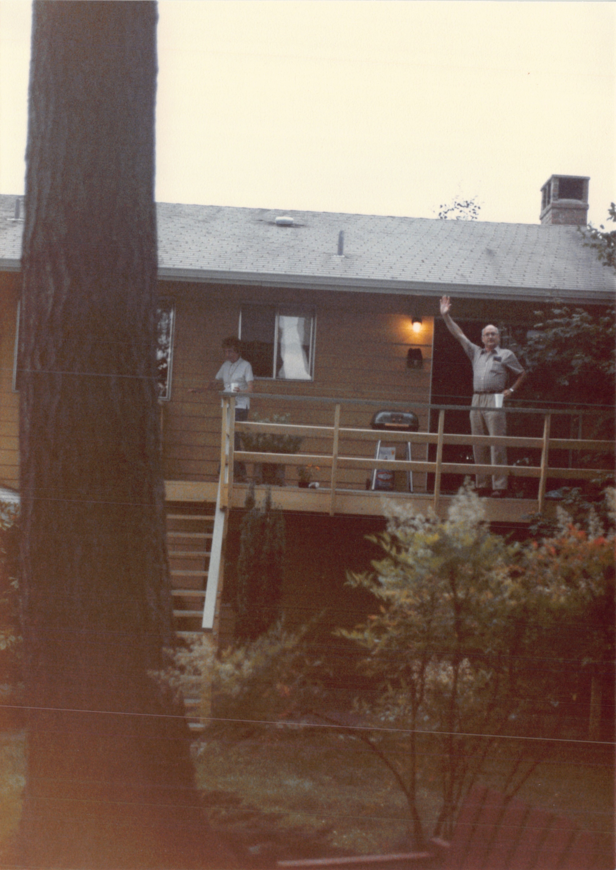 1985b_090.jpg