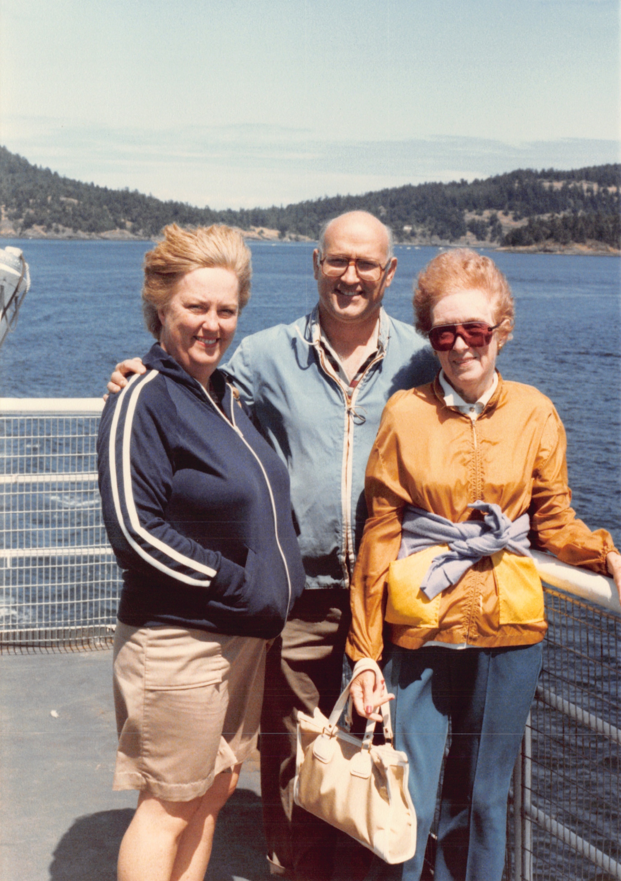 1985b_100.jpg