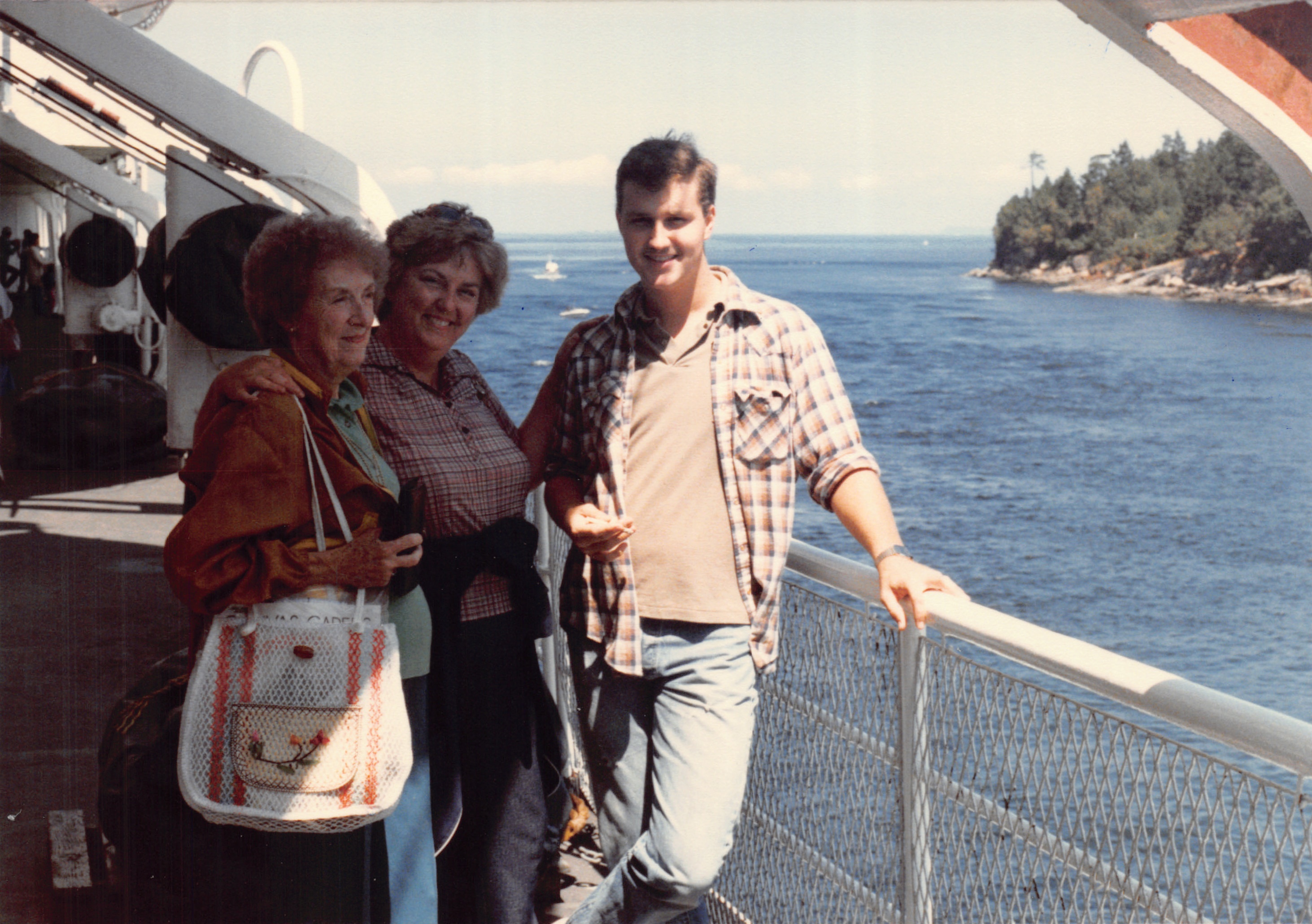 1985b_102a.jpg