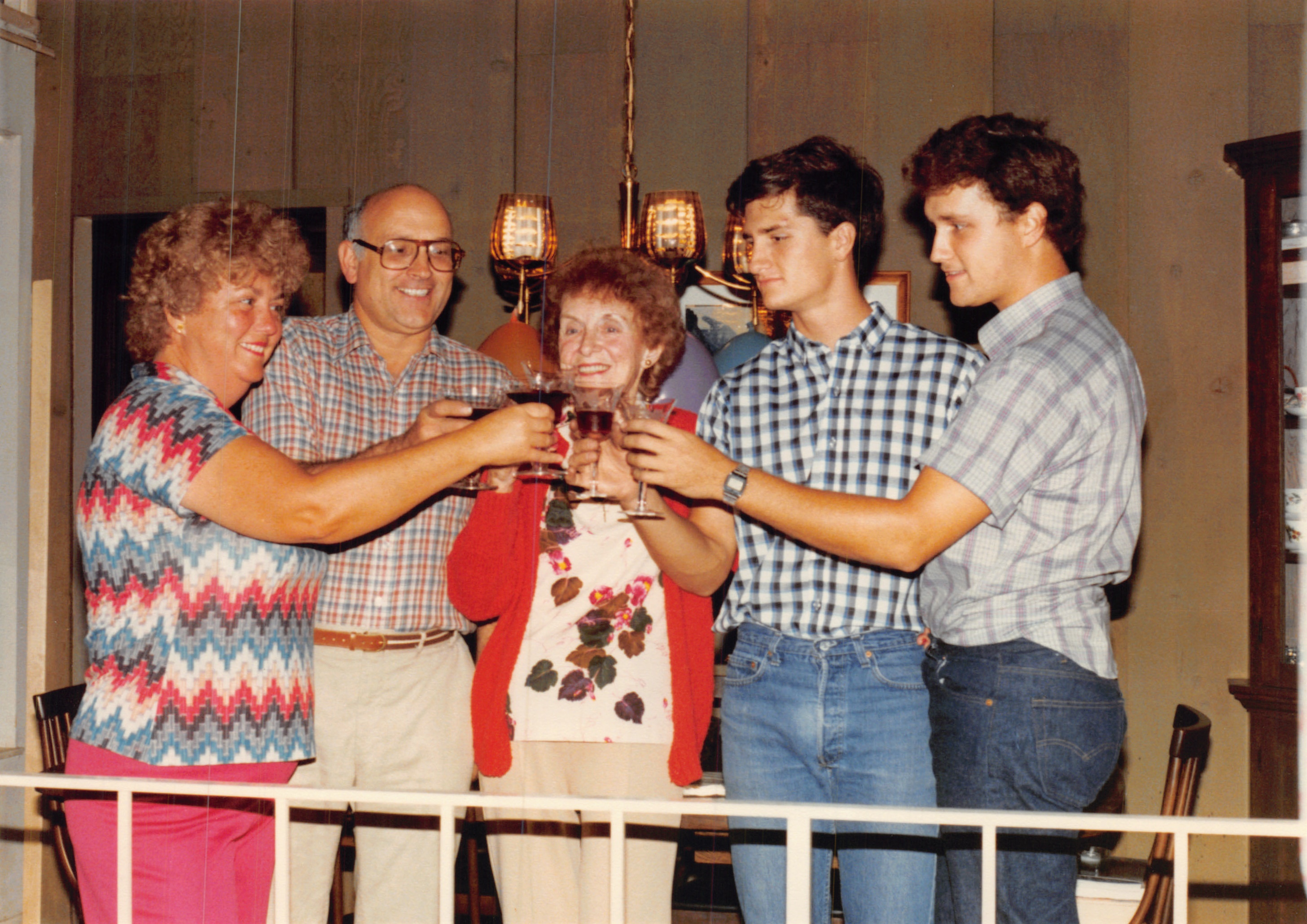 1985b_179.jpg