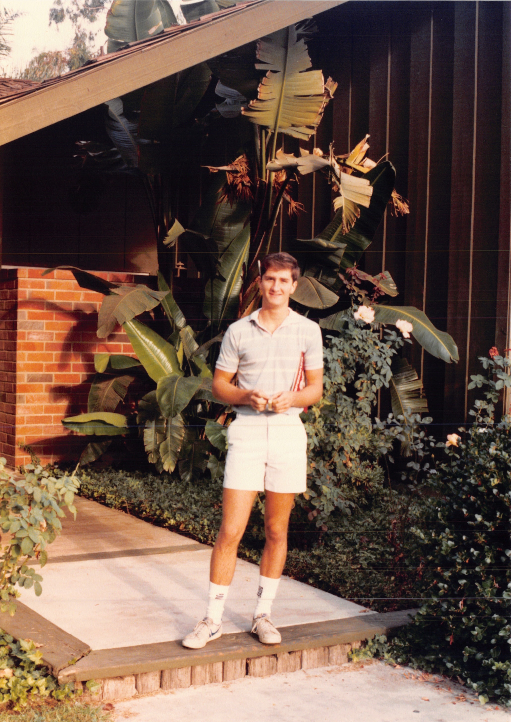 1985b_180.jpg