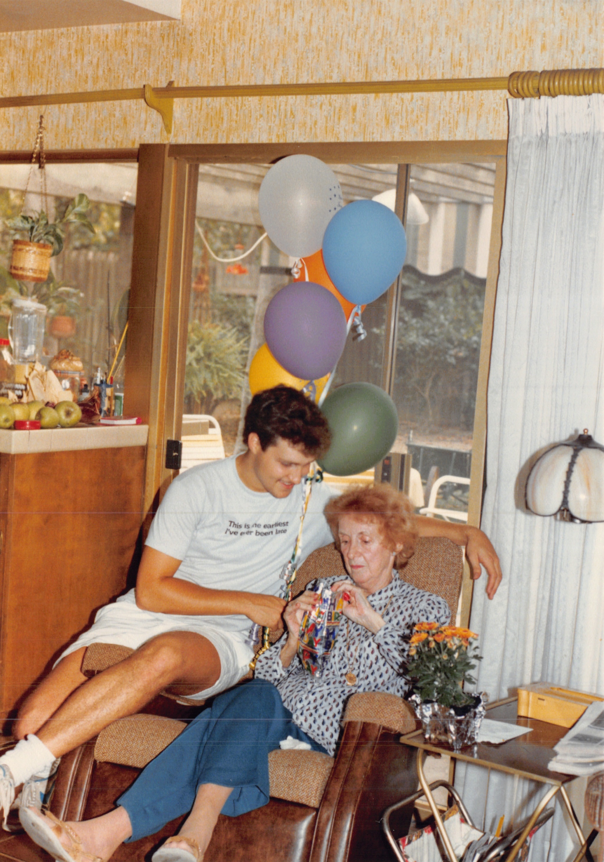 1985b_182.jpg