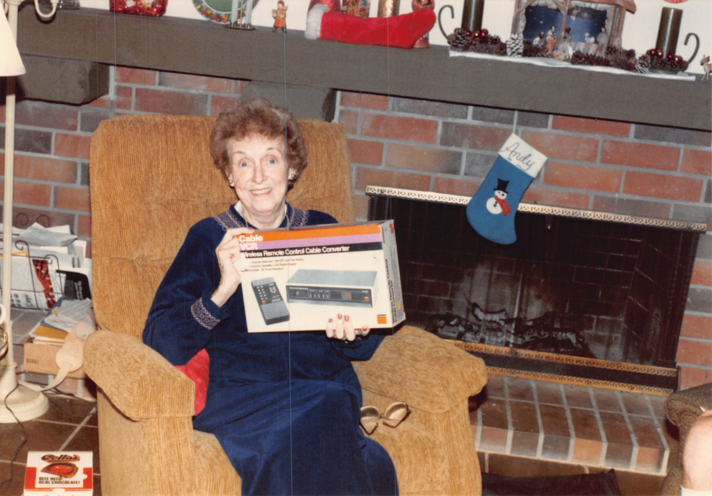 1985b_228.jpg