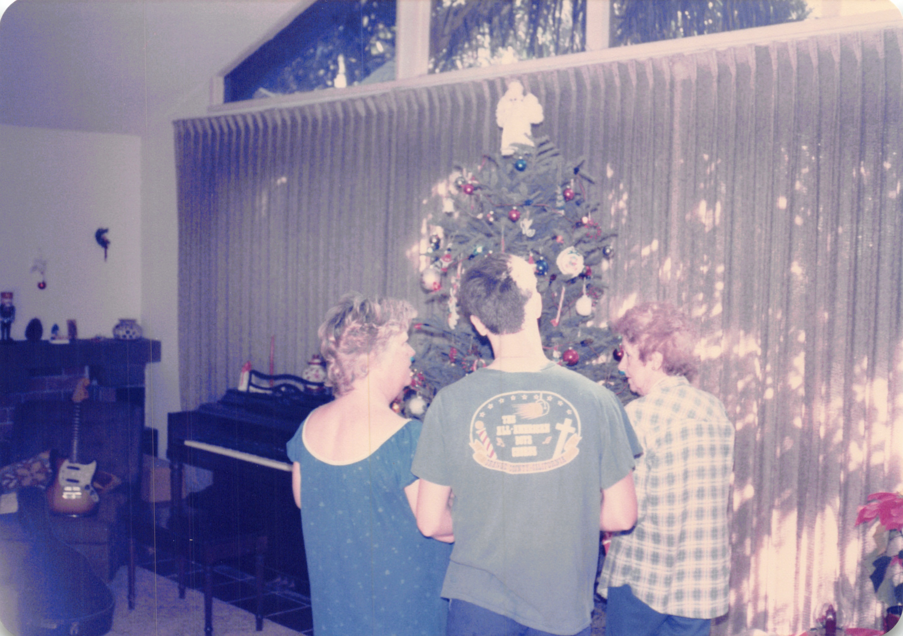 1985b_242.jpg