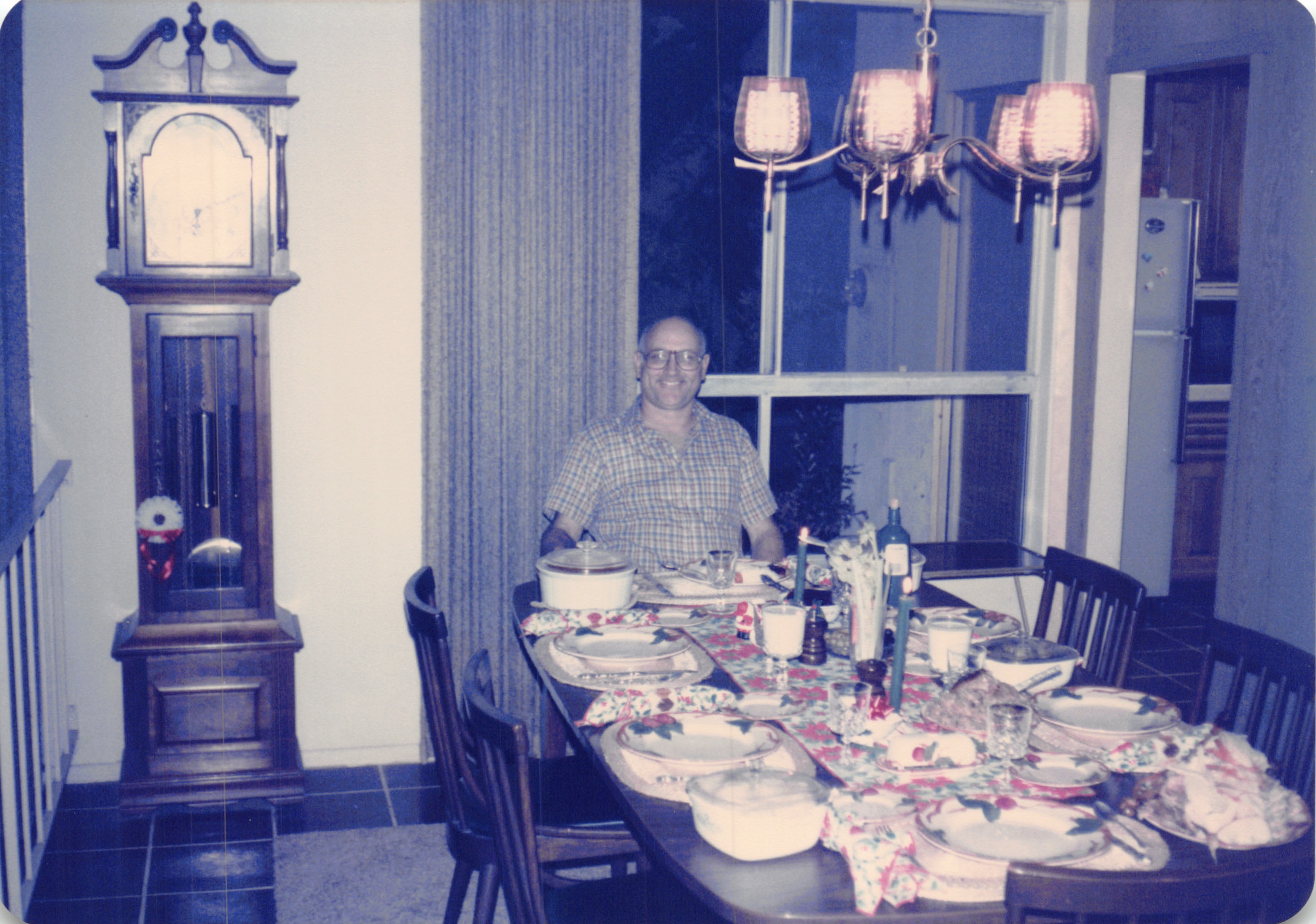 1985b_250.jpg
