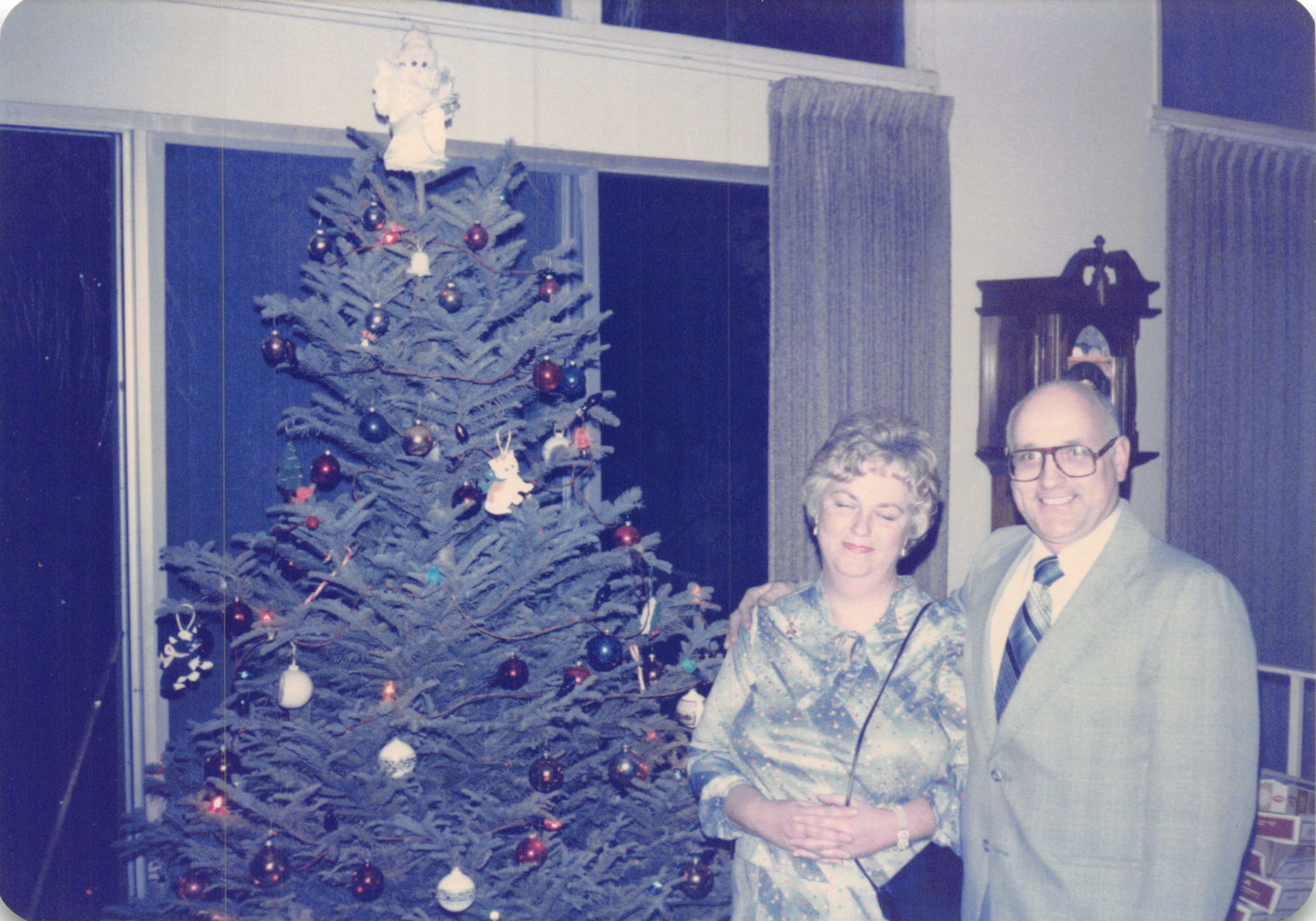 1985b_256.jpg