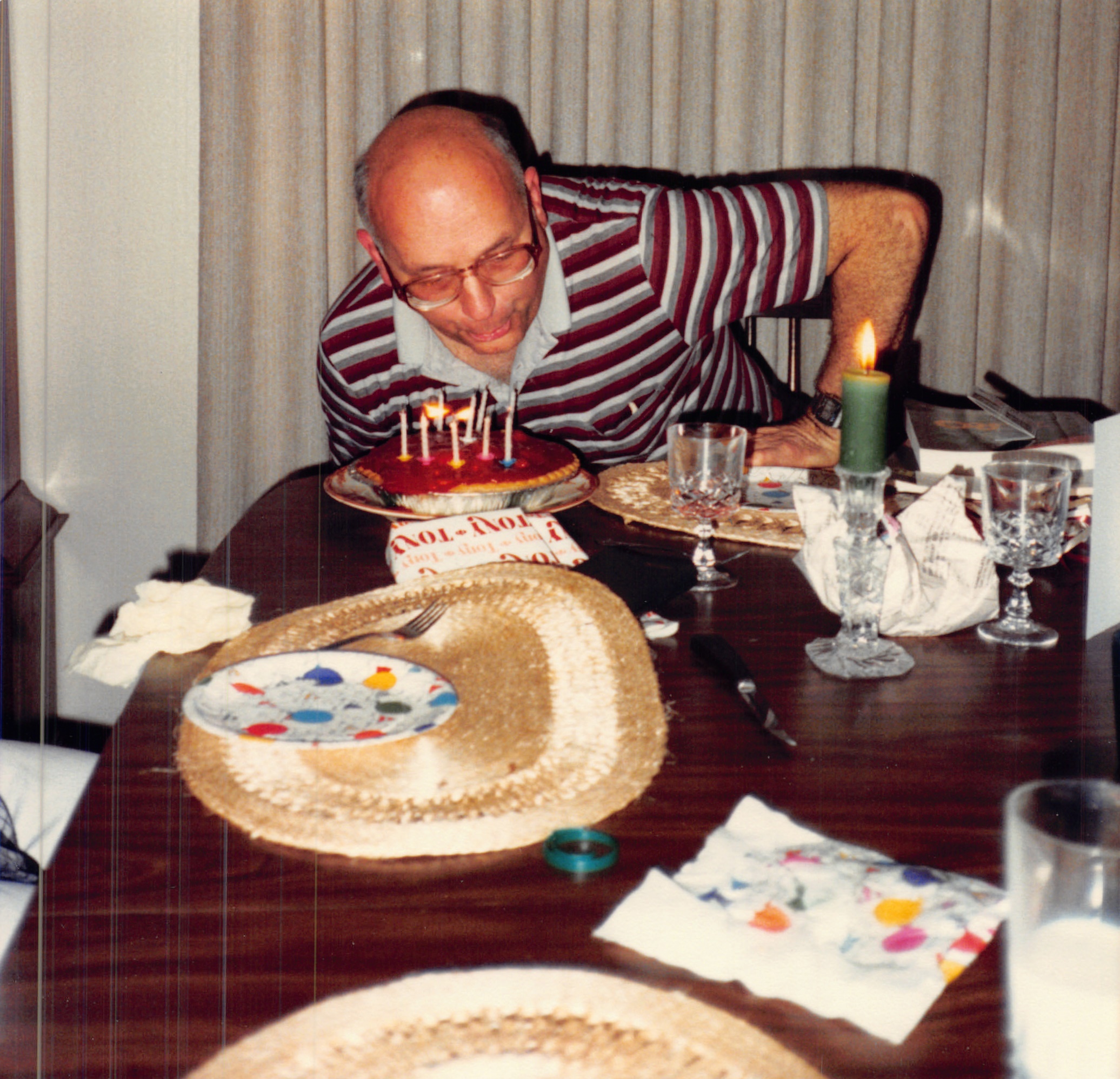 1987b_966.jpg