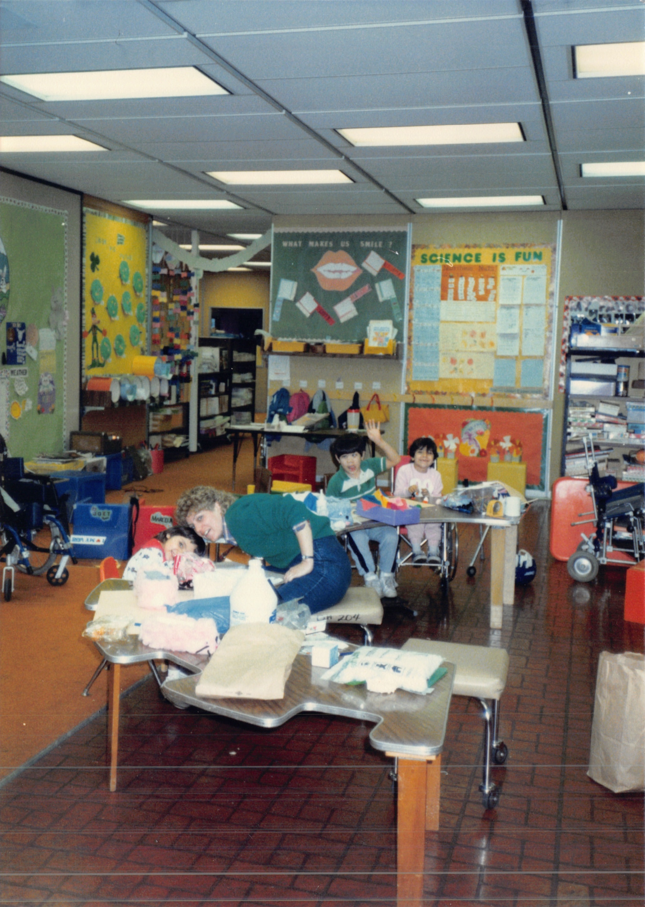 1987b_969.jpg