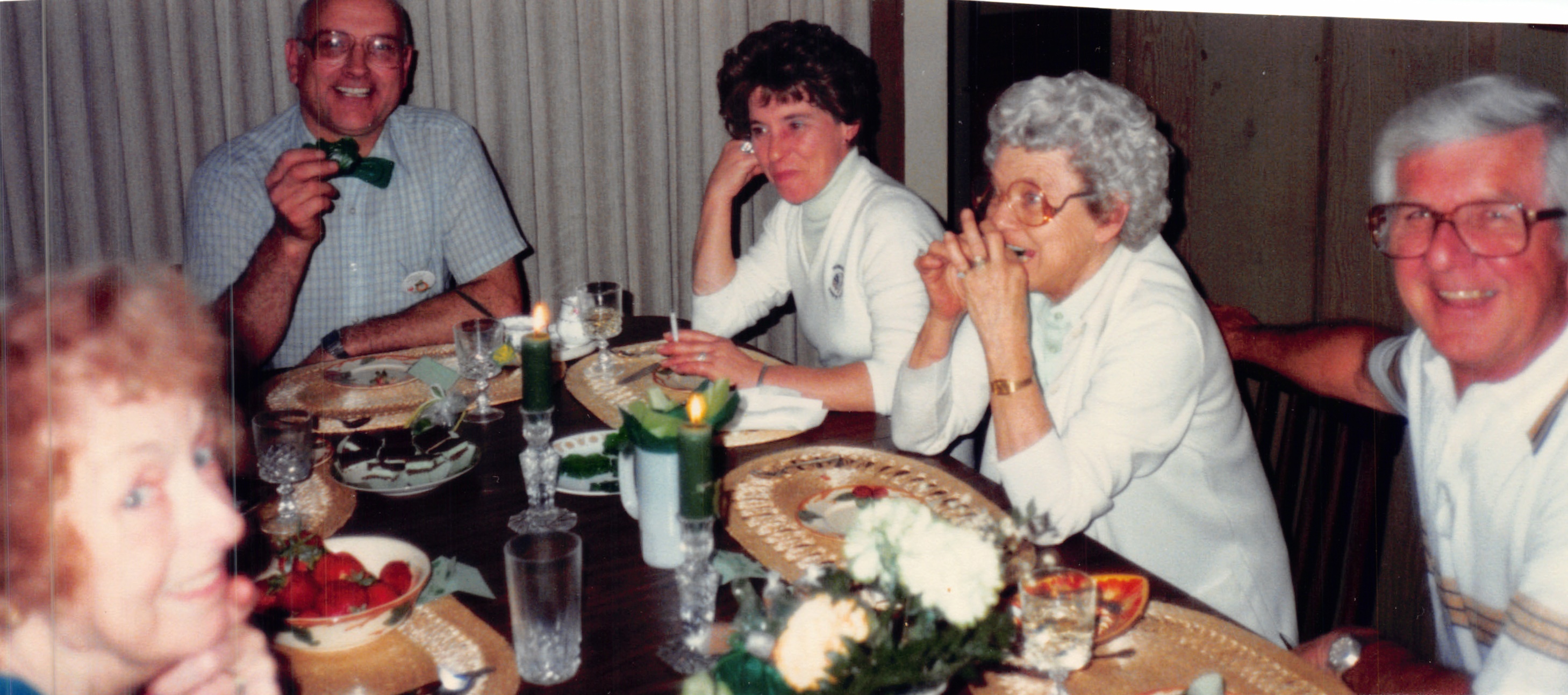 1987b_975.jpg