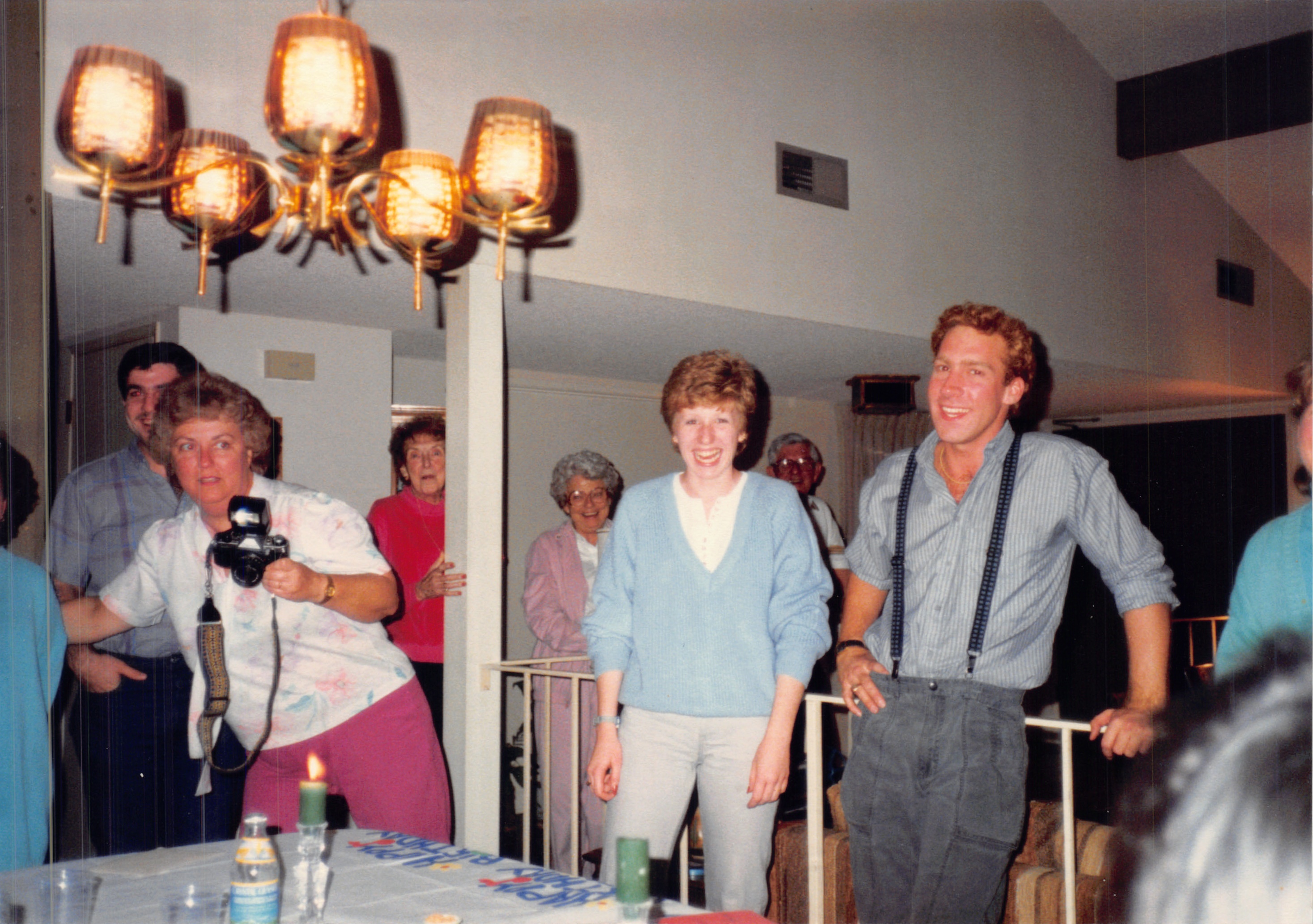 1987b_988.jpg