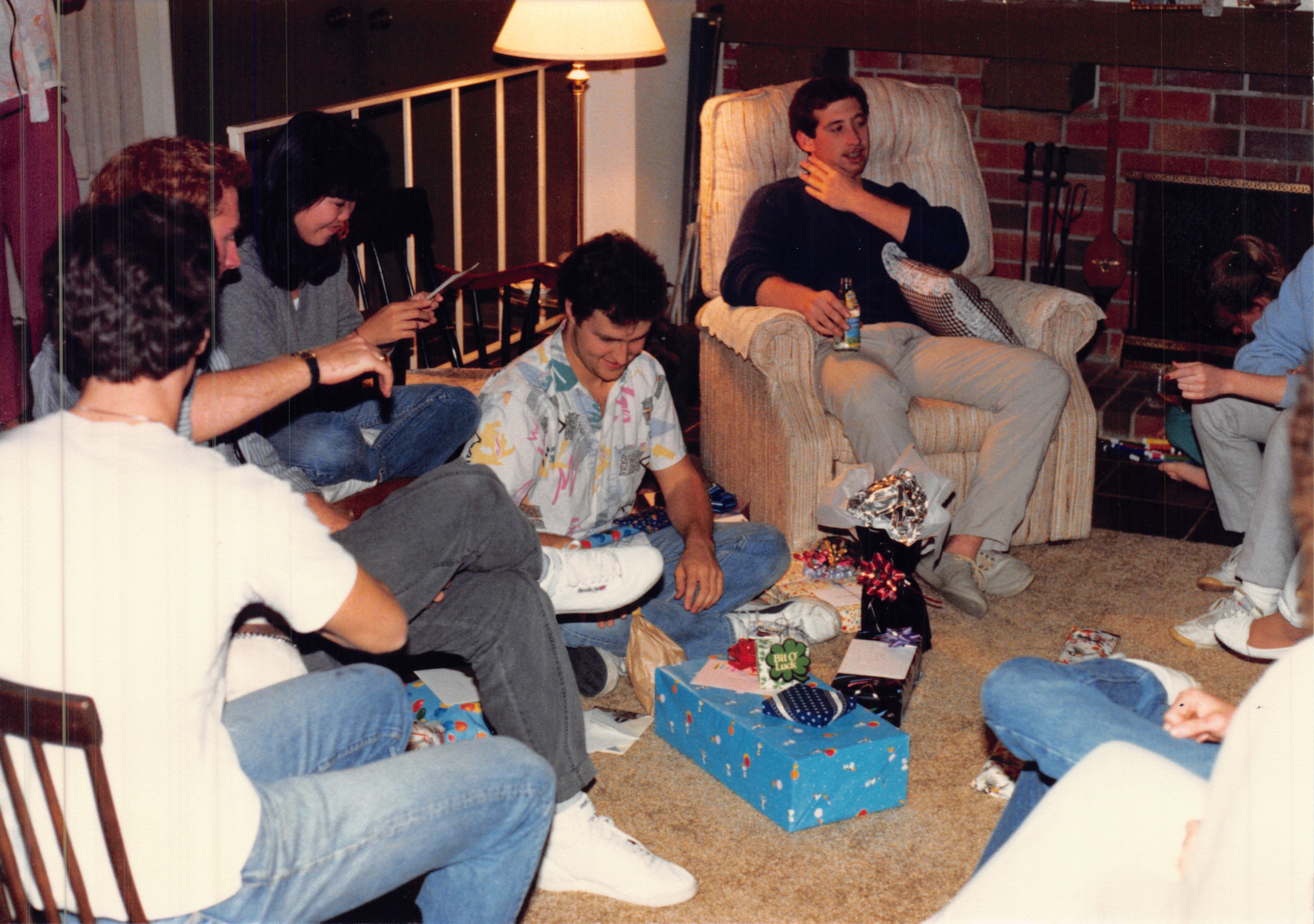 1987b_990.jpg