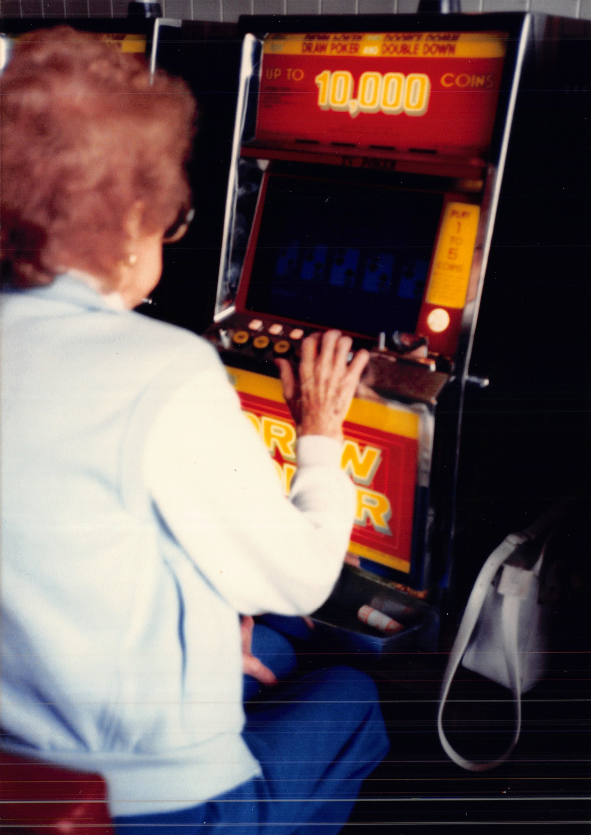 1987c_006.jpg