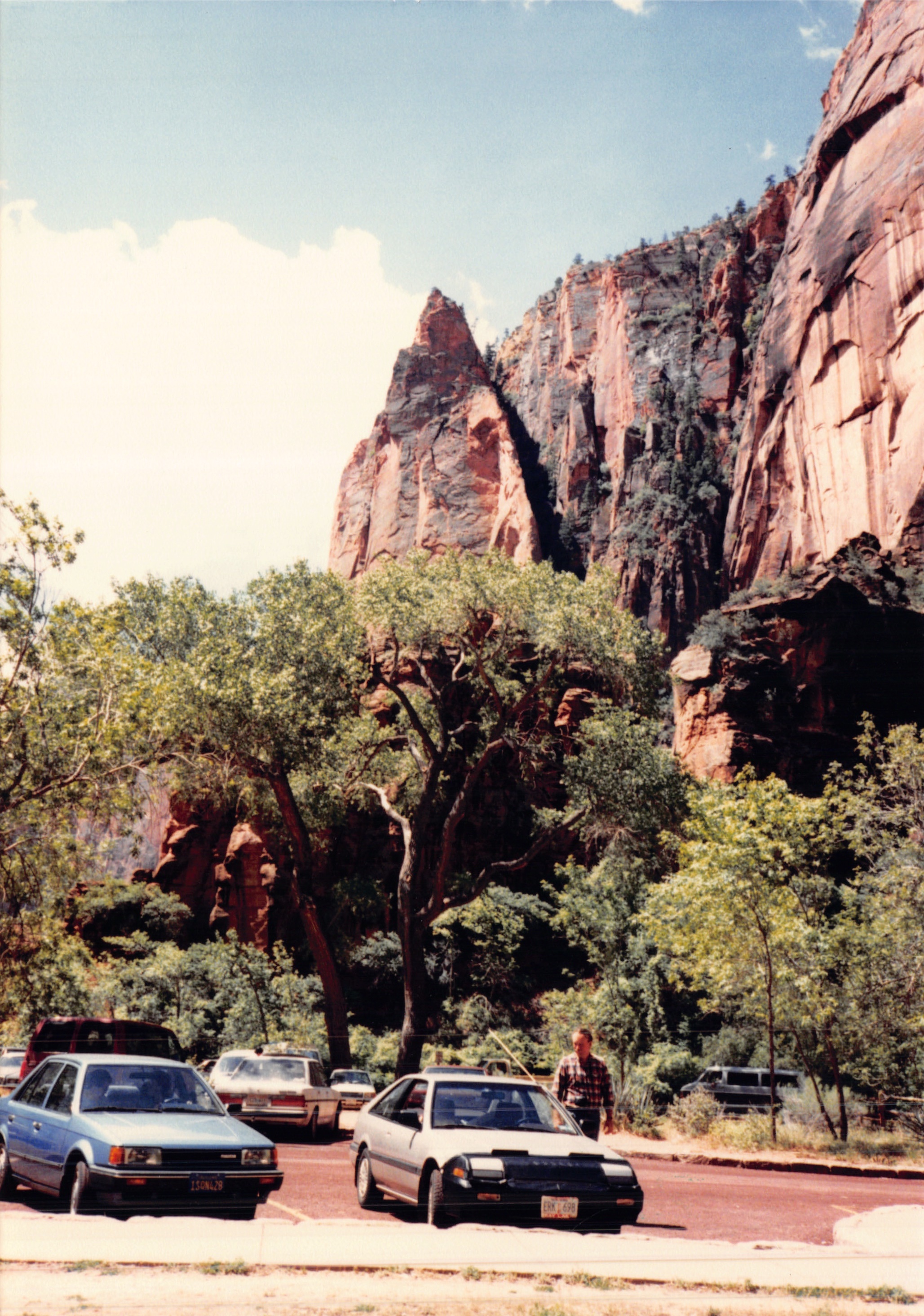 1987c_049.jpg