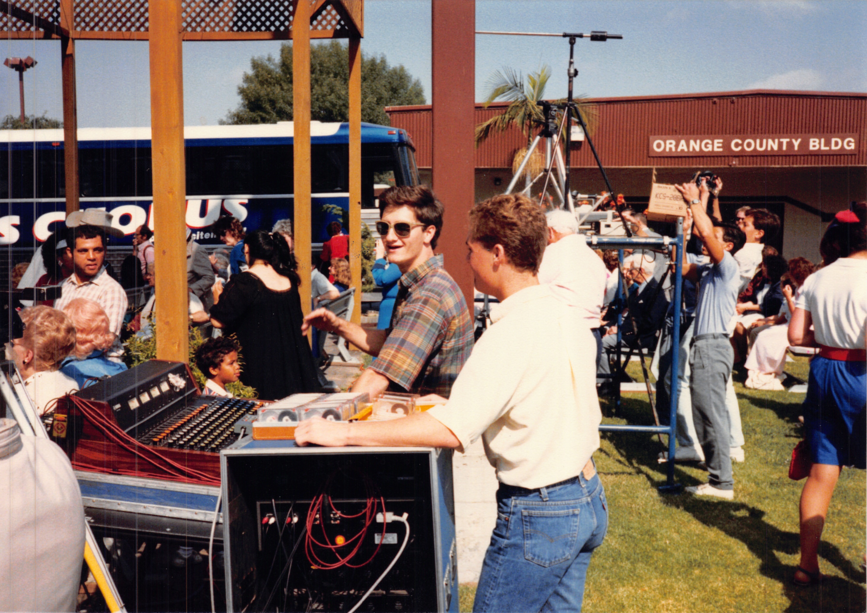 1987c_069.jpg