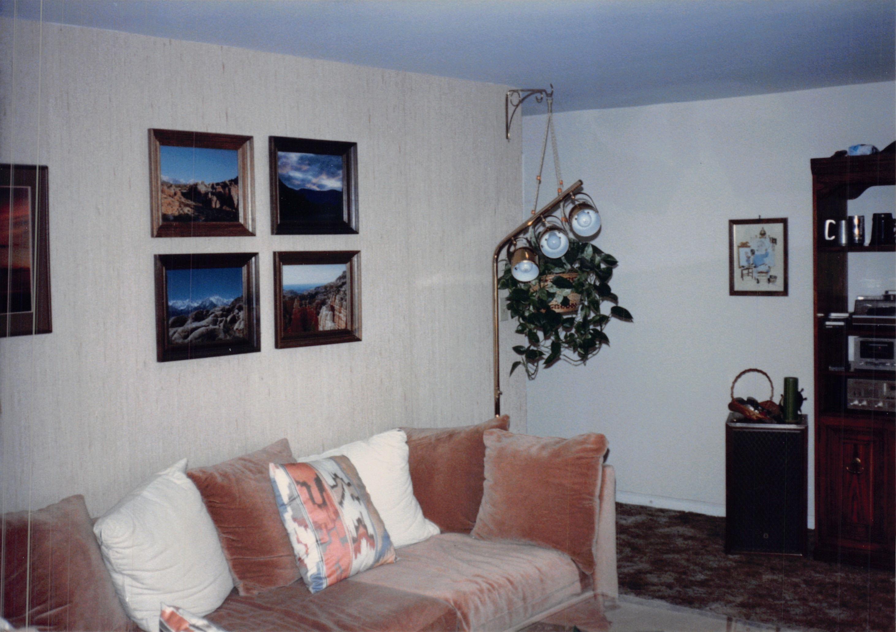 1987c_085.jpg