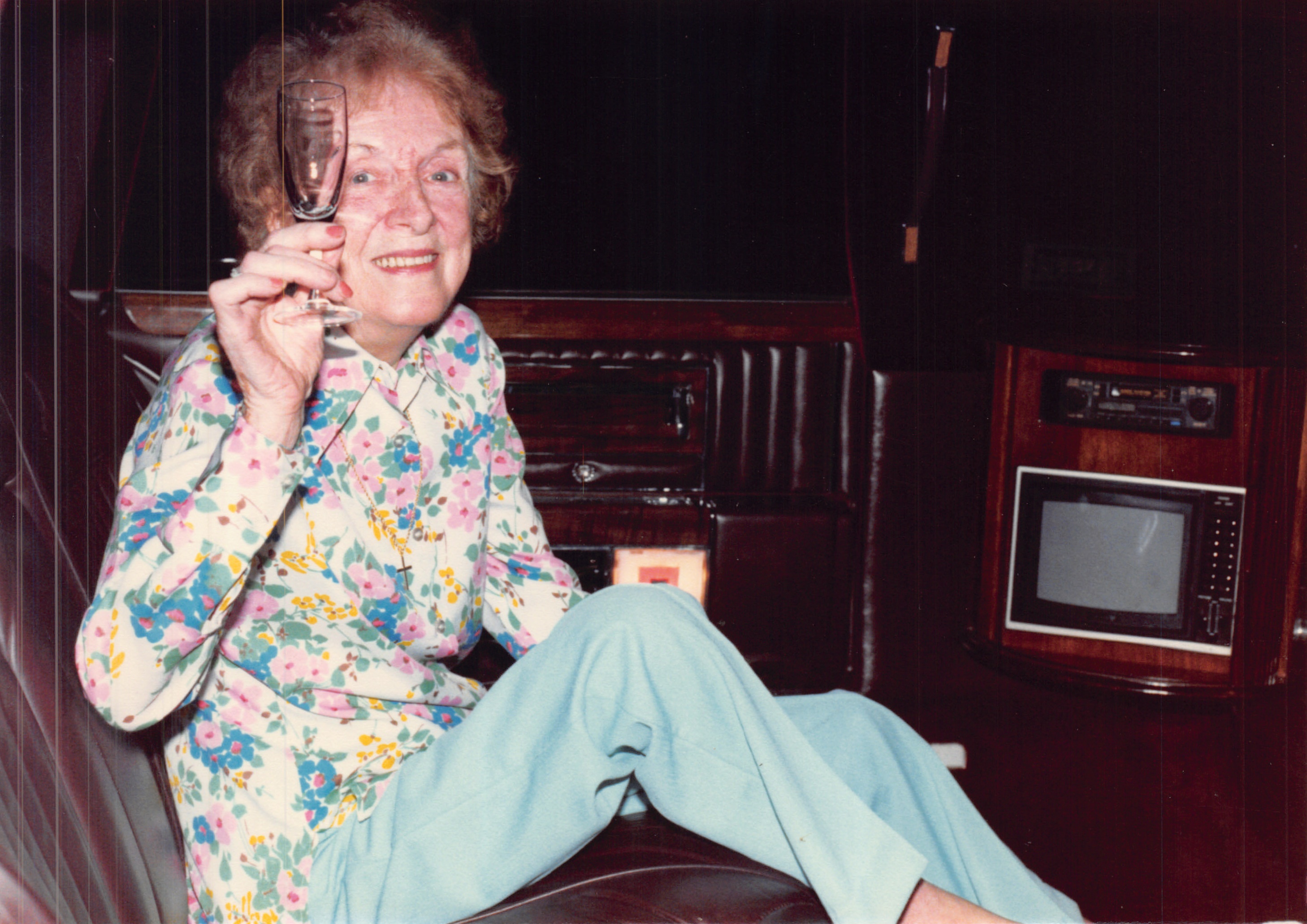 1987d_160.jpg