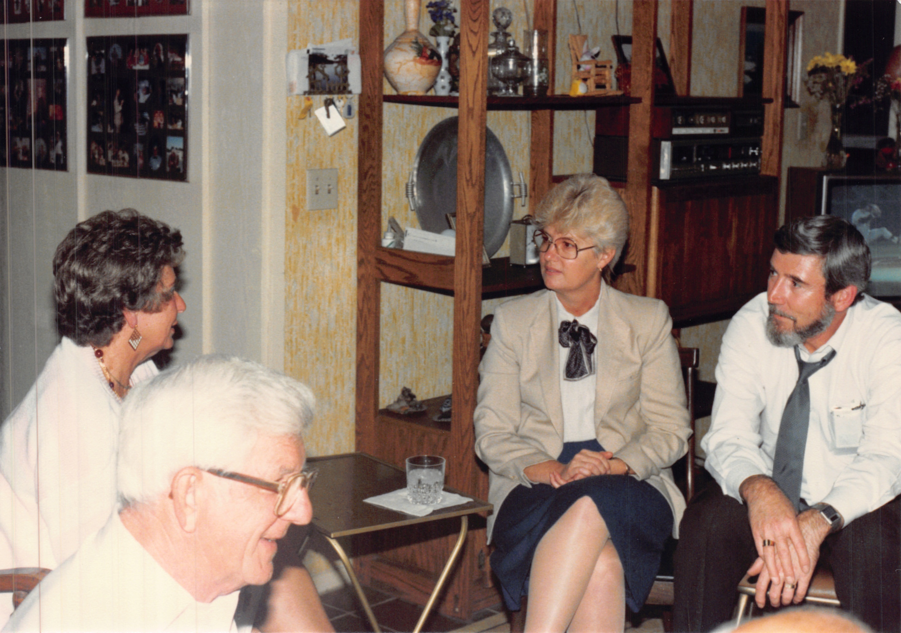 1987d_182.jpg